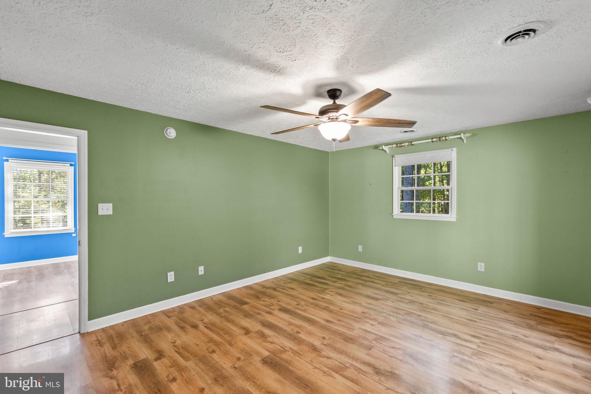 NONE UNRESTRICTED - Residential