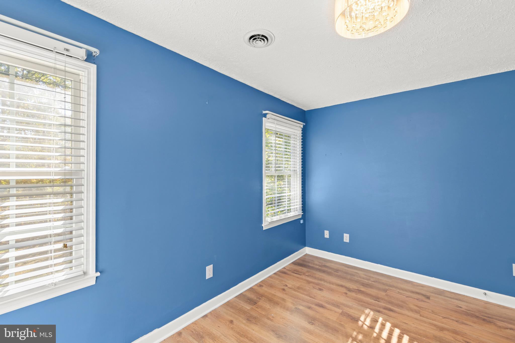 NONE UNRESTRICTED - Residential