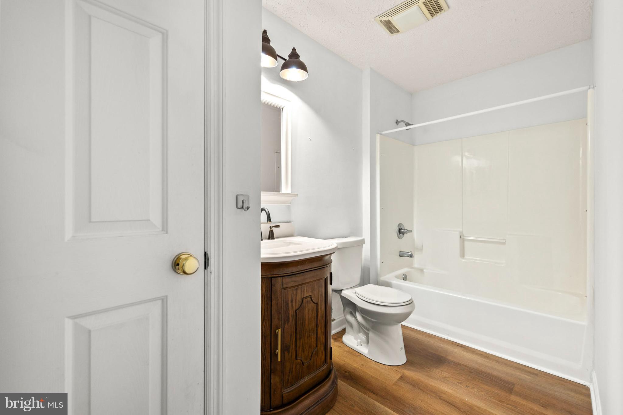 NONE UNRESTRICTED - Residential