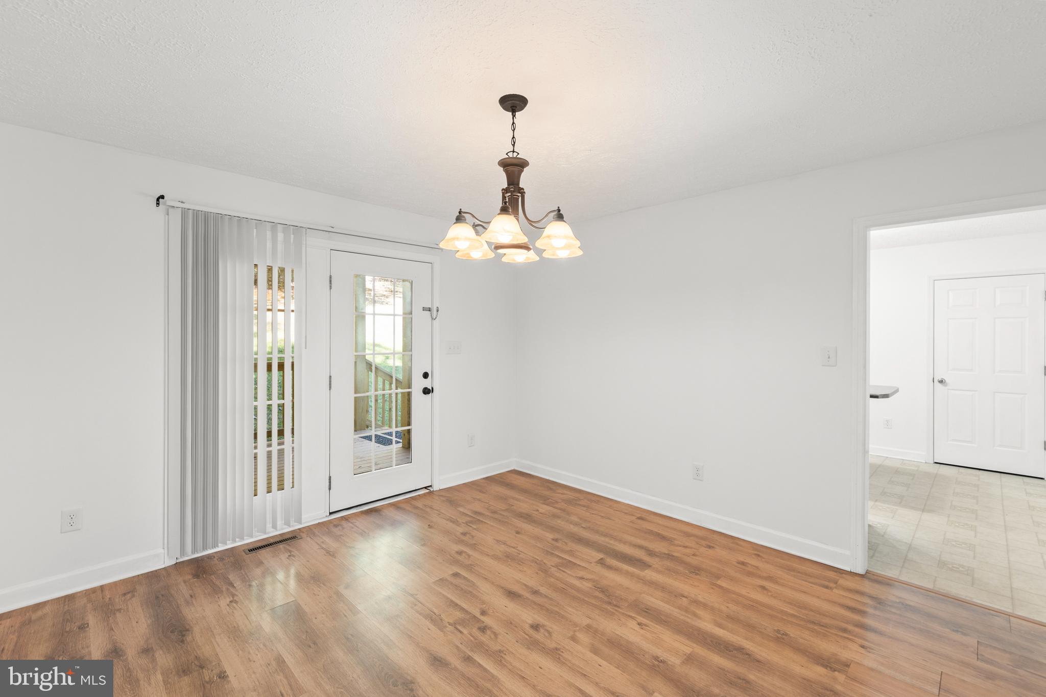 NONE UNRESTRICTED - Residential