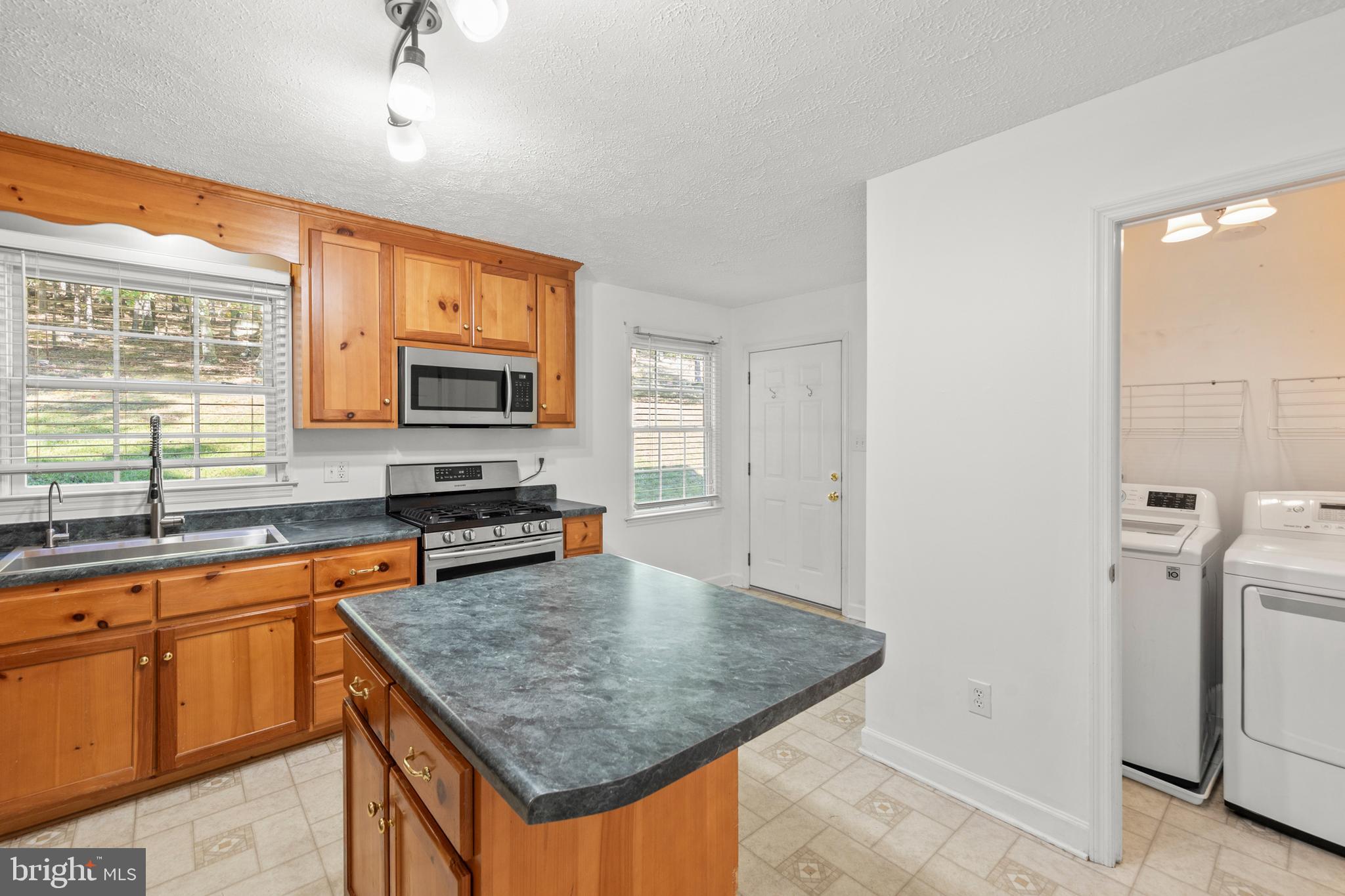 NONE UNRESTRICTED - Residential