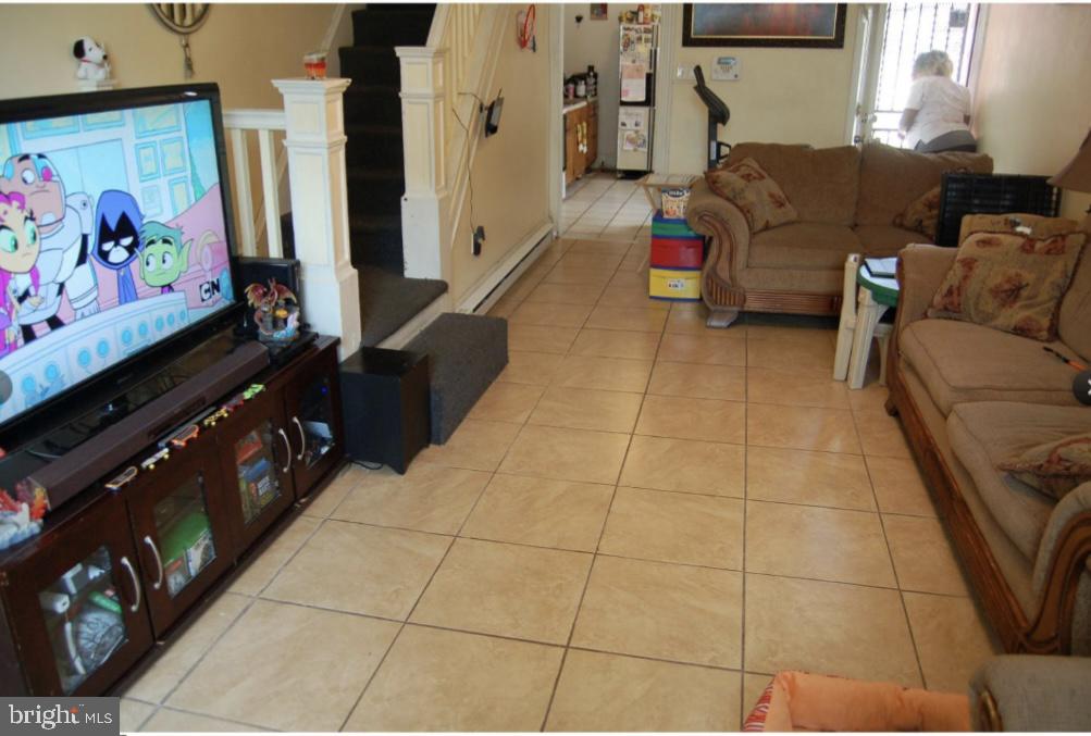 KENSINGTON - Residential