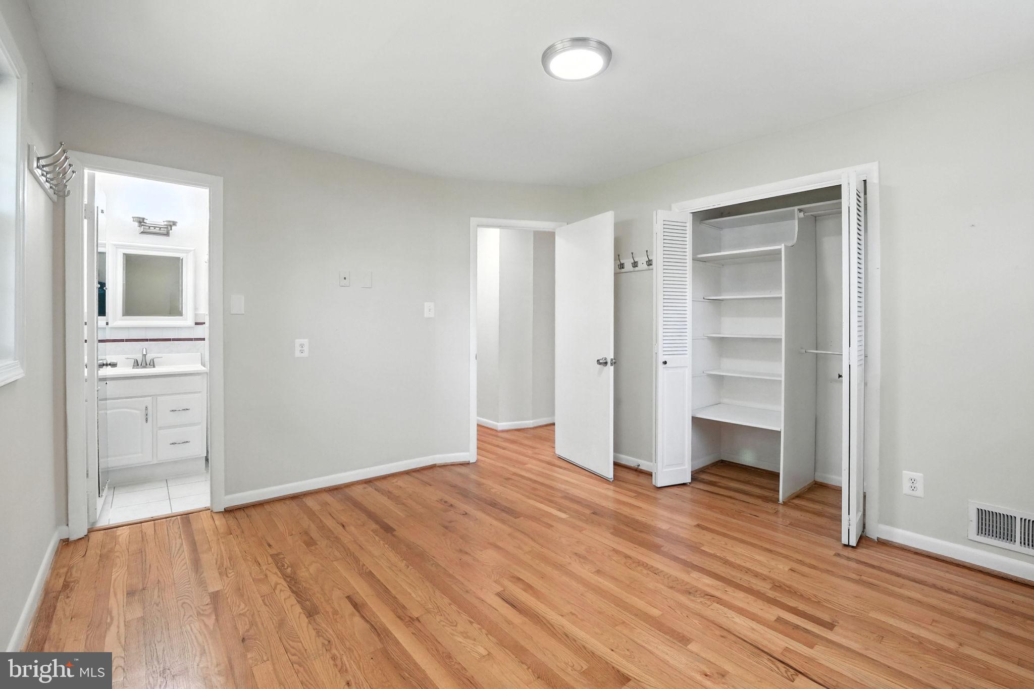 NORTH SPRINGFIELD - Residential