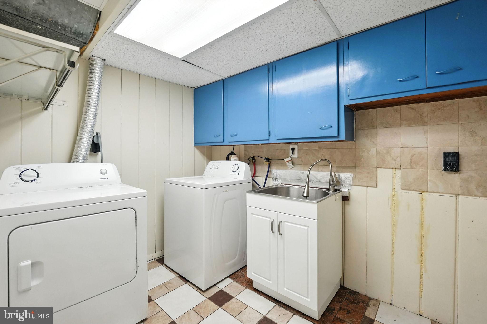 NORTH SPRINGFIELD - Residential