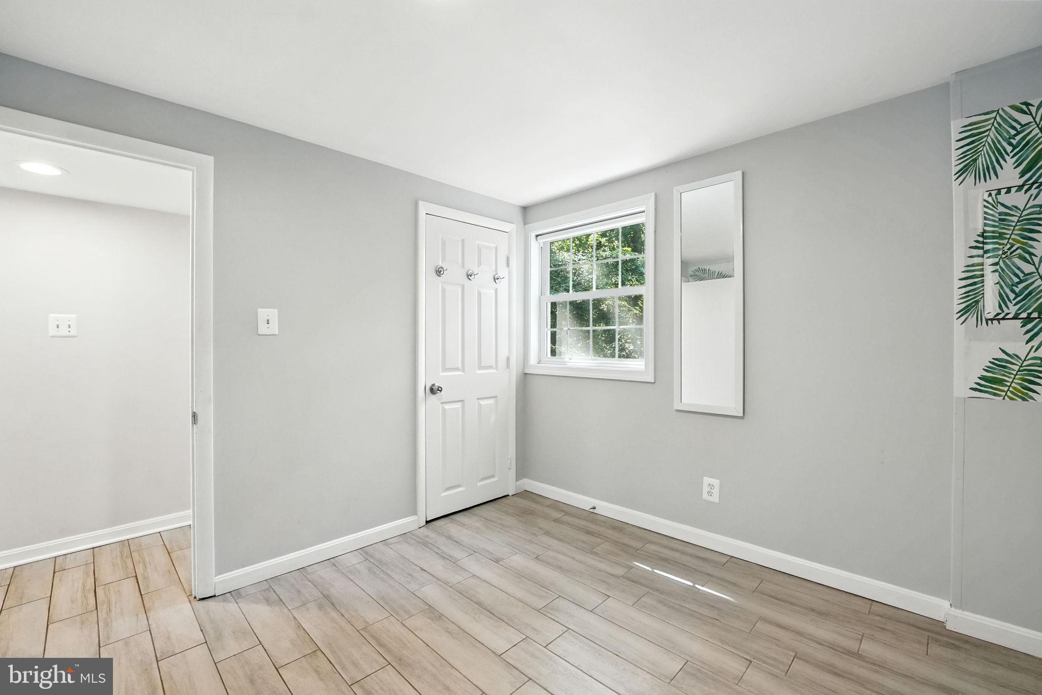 NORTH SPRINGFIELD - Residential