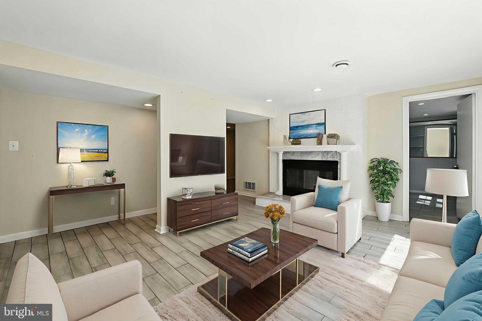 NORTH SPRINGFIELD - Residential