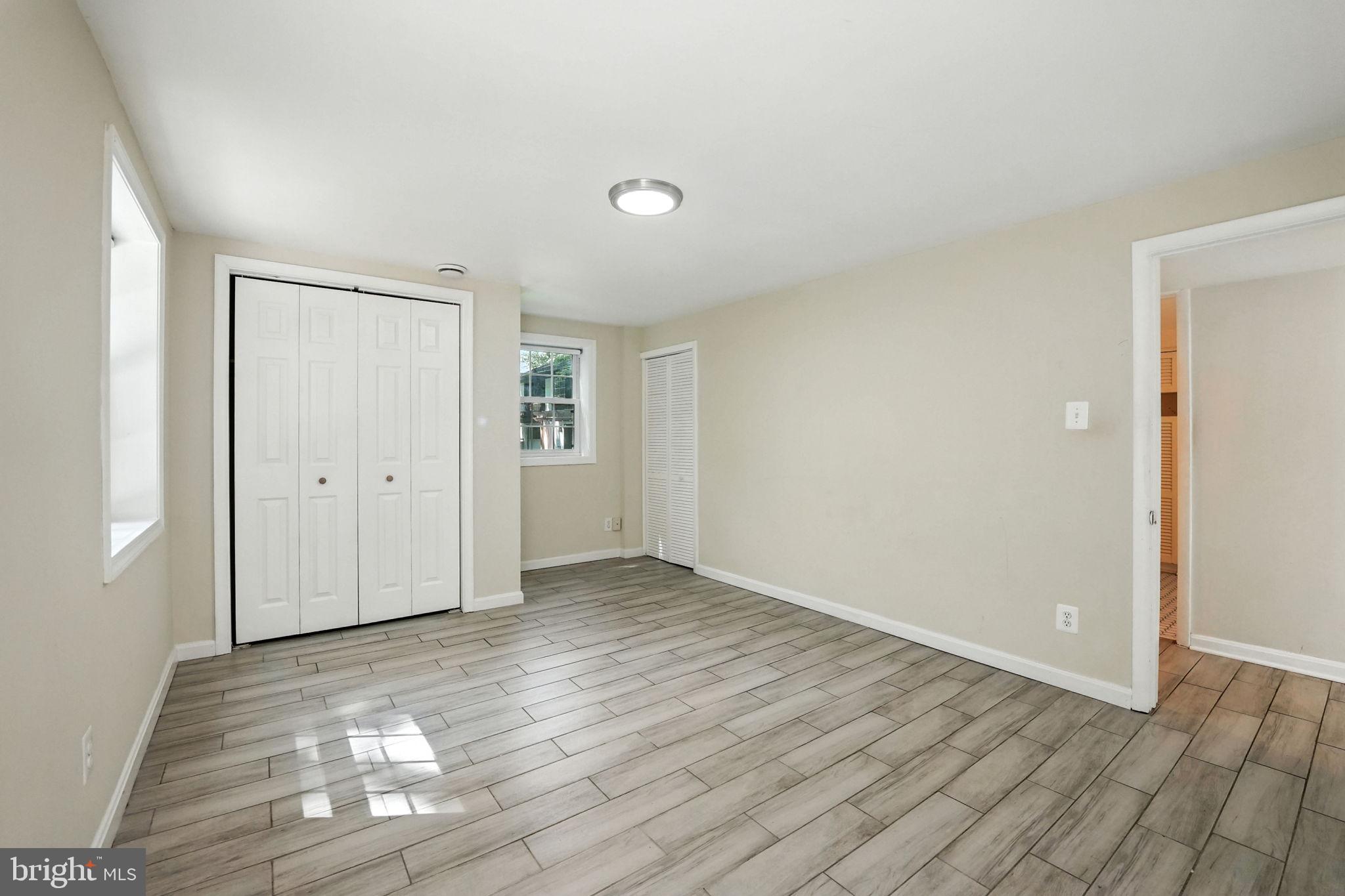 NORTH SPRINGFIELD - Residential