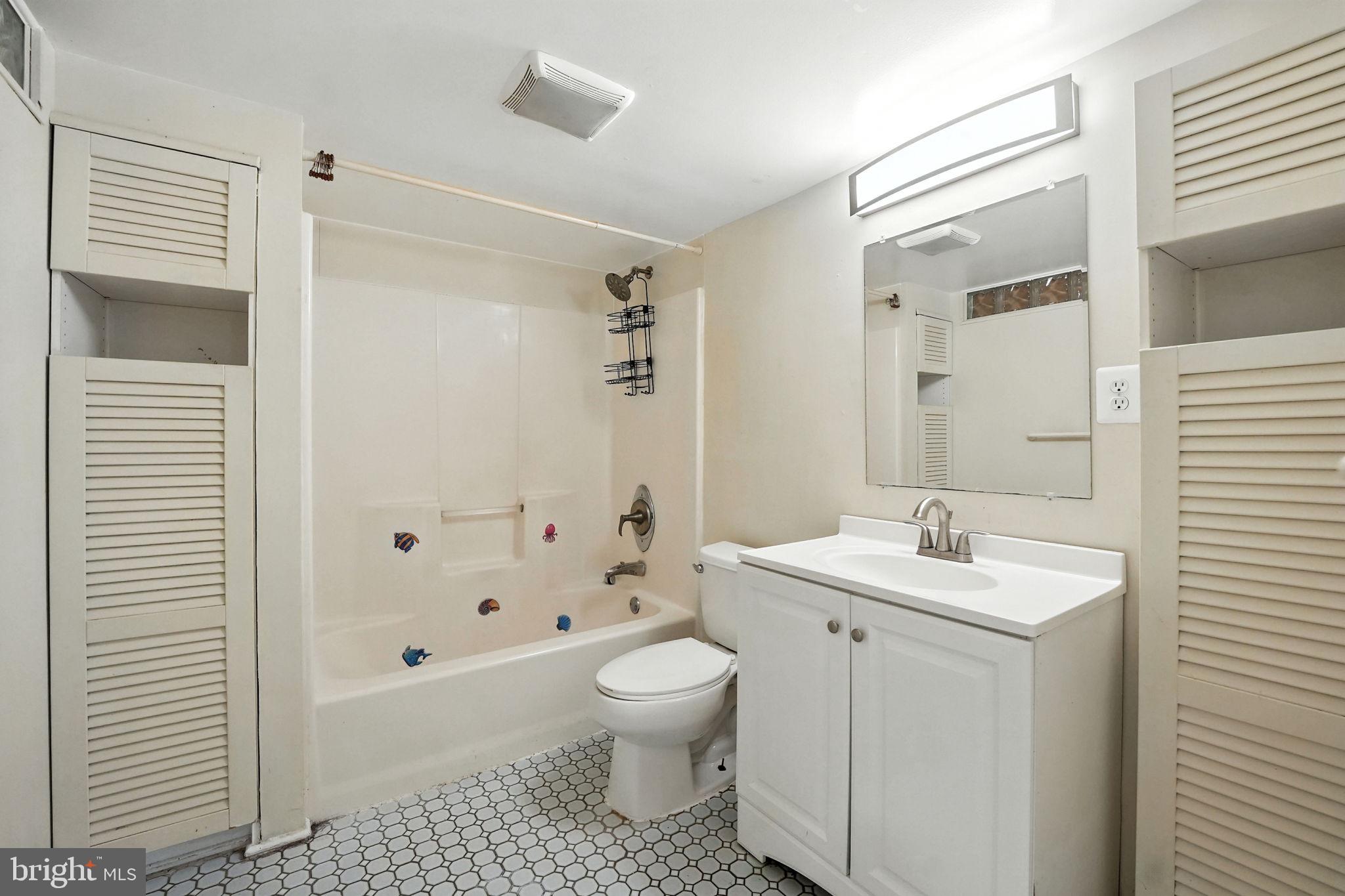 NORTH SPRINGFIELD - Residential