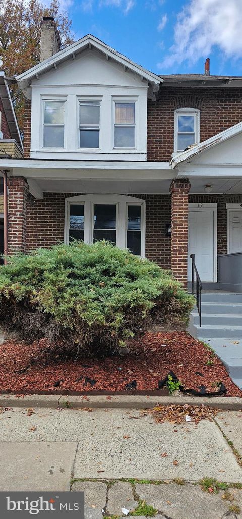 Photo of 43 Laurel Avenue, TRENTON, NJ 08618 (MLS # NJME2070018)