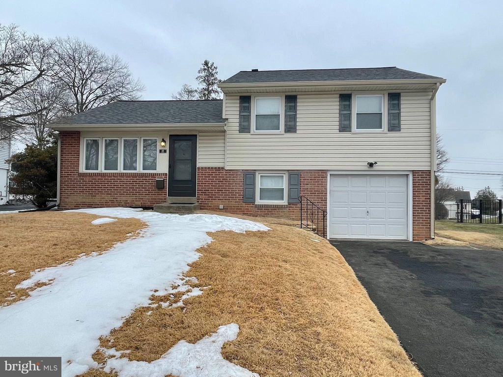 Photo of 237 Talbot Drive, BROOMALL, PA 19008 (MLS # PADE2108578)