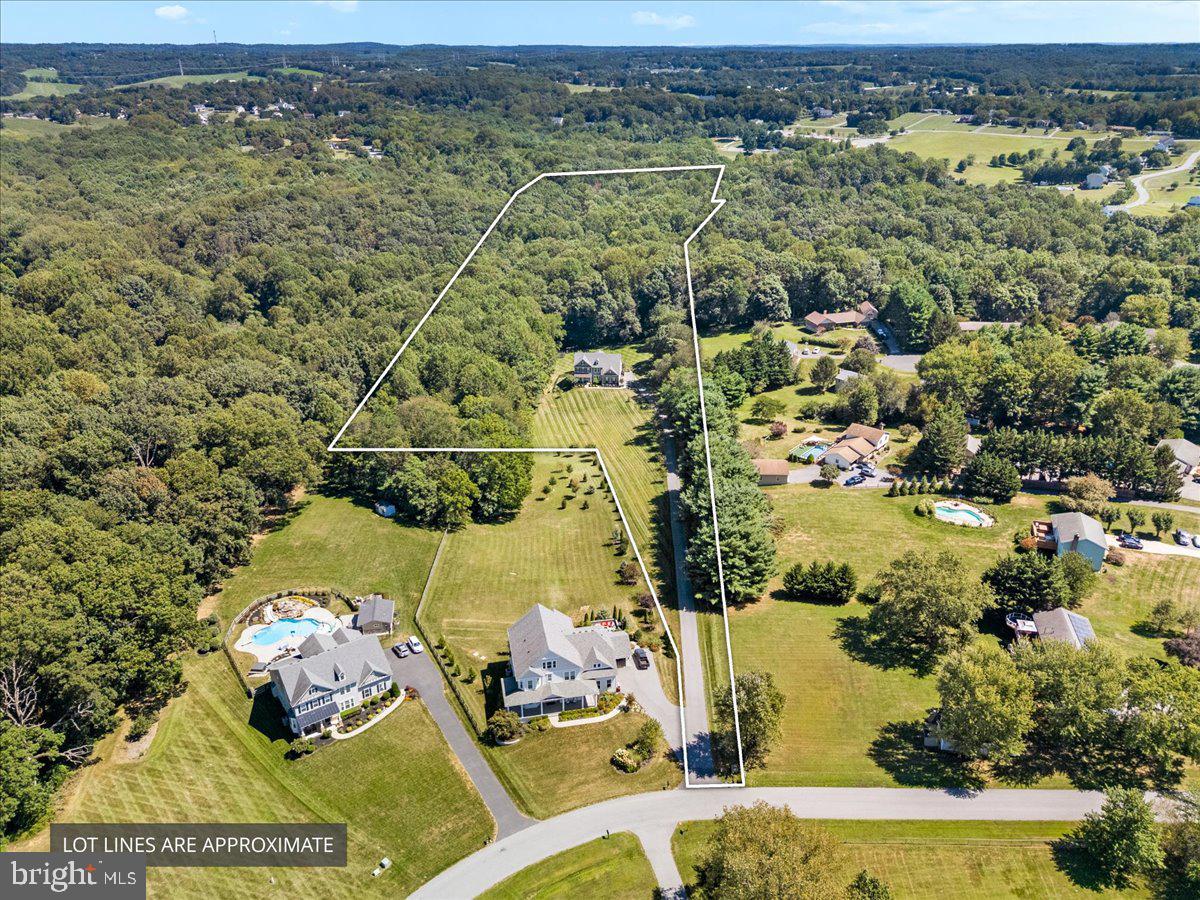 3607 MOLINE COURT