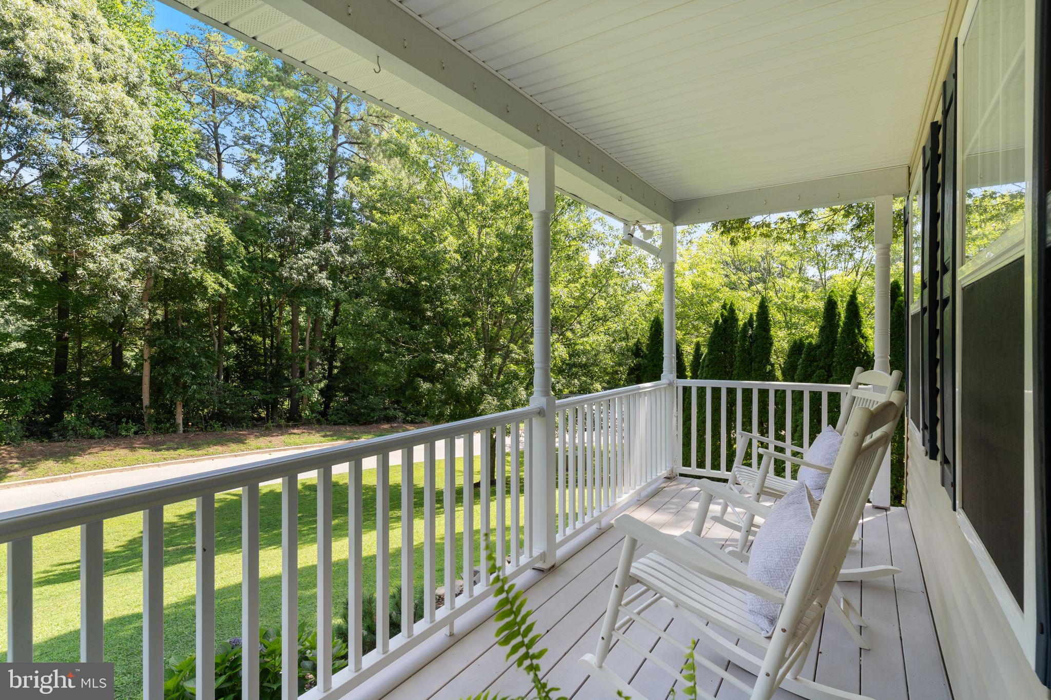 1054 KINGS CREEK