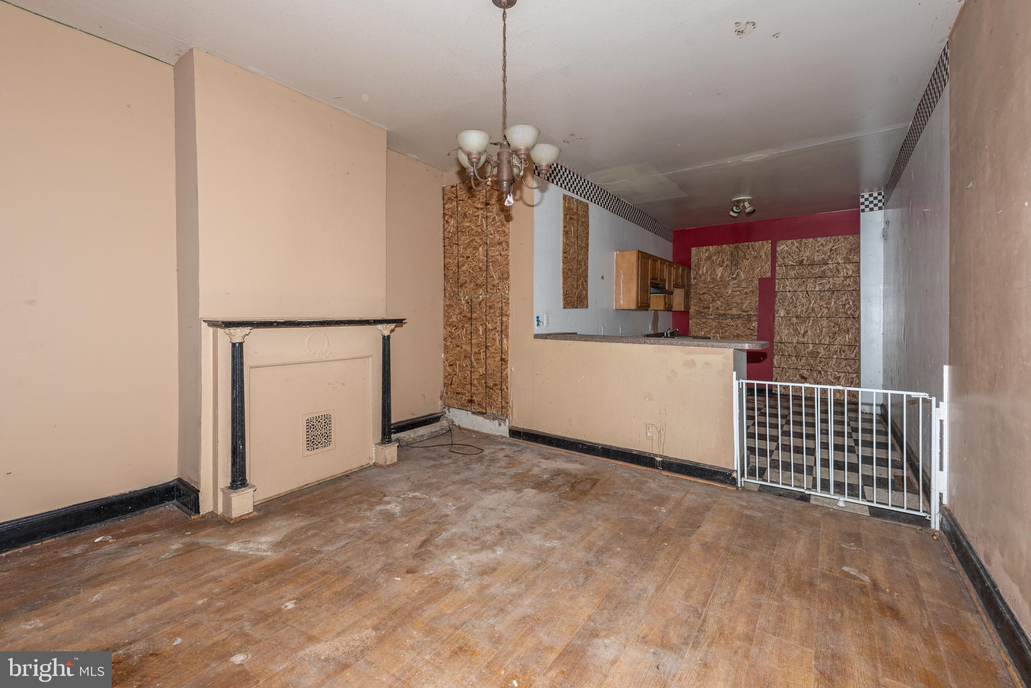 EDMONDSON VIILLAGE - Residential