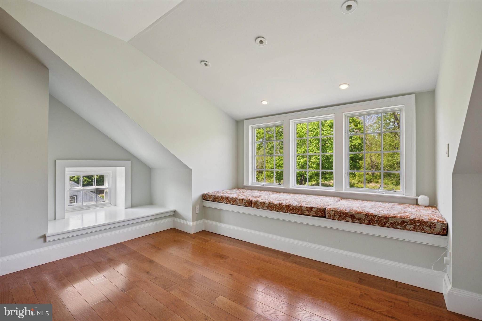 BRANDYWINE RIVER E - Residential