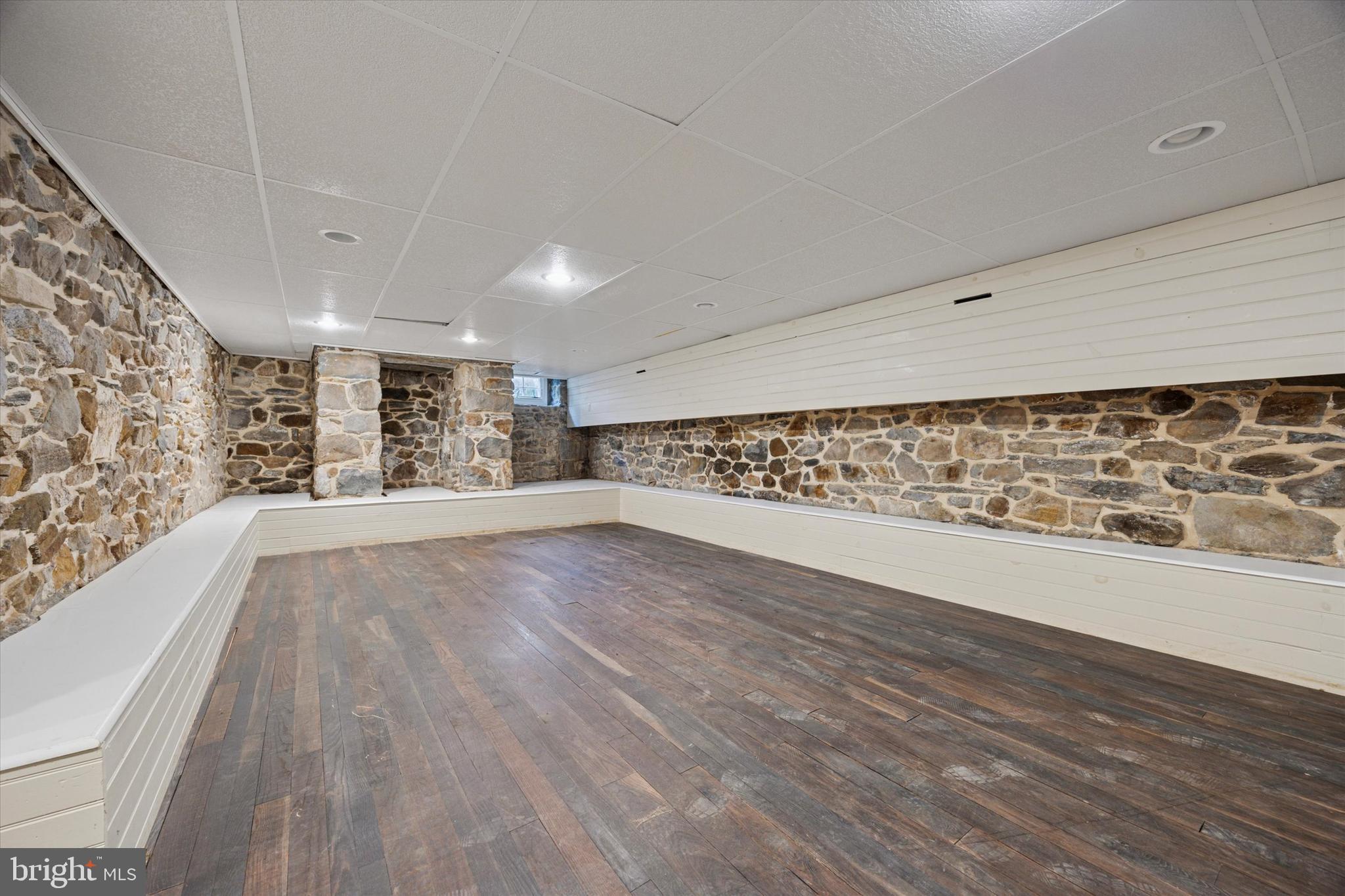 BRANDYWINE RIVER E - Residential