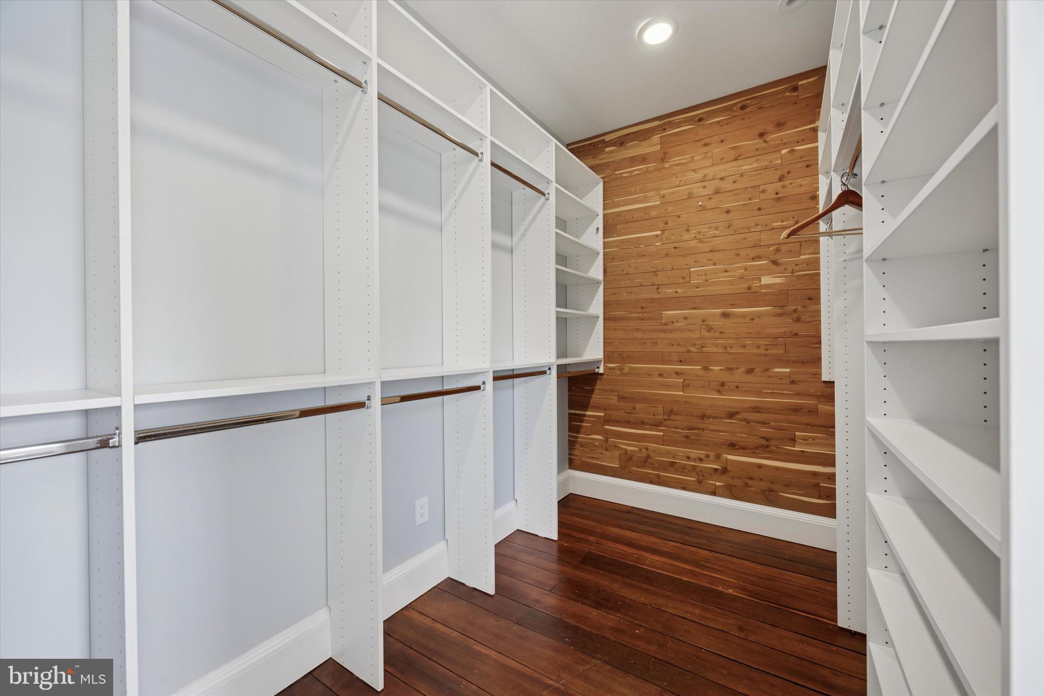 BRANDYWINE RIVER E - Residential