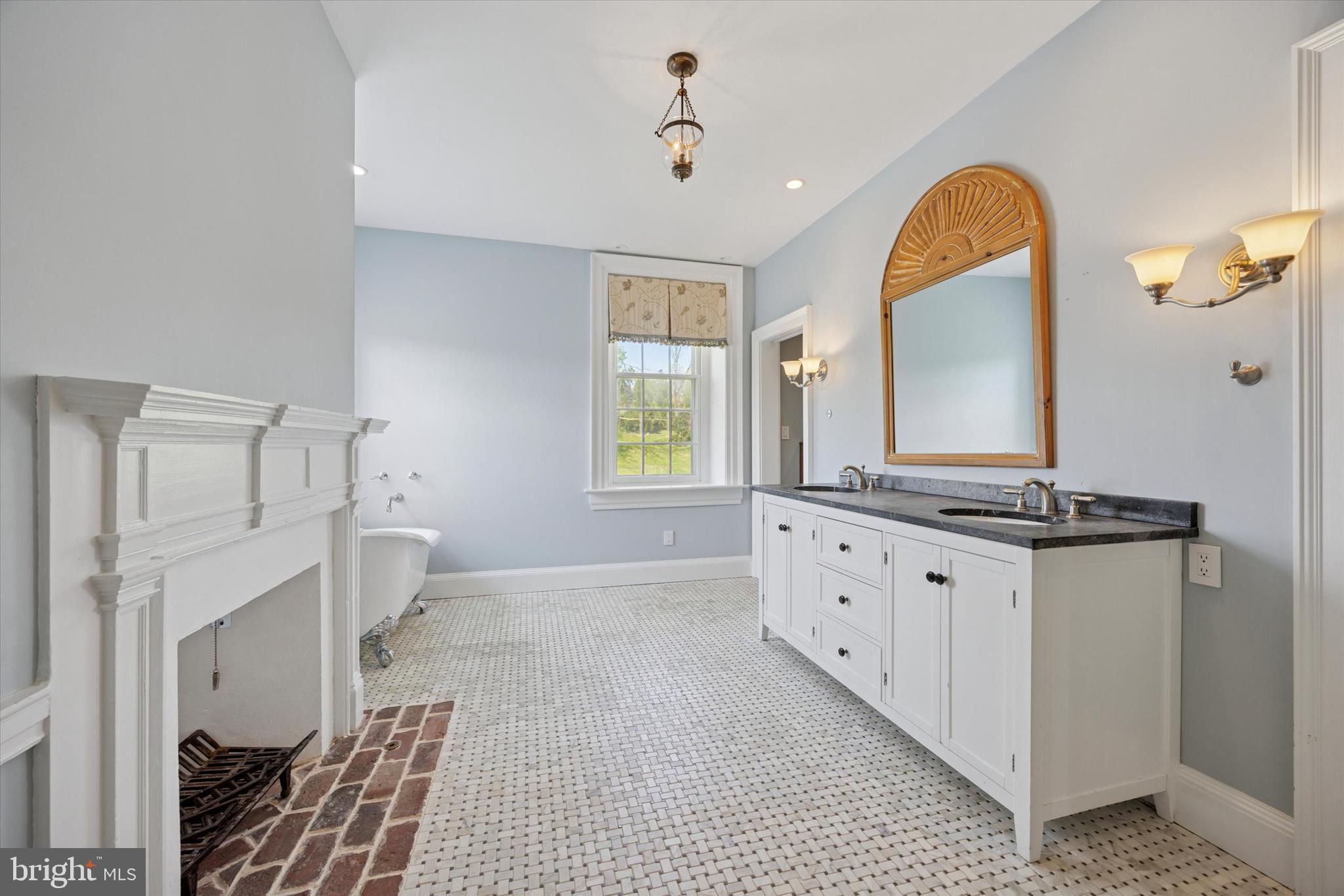 BRANDYWINE RIVER E - Residential