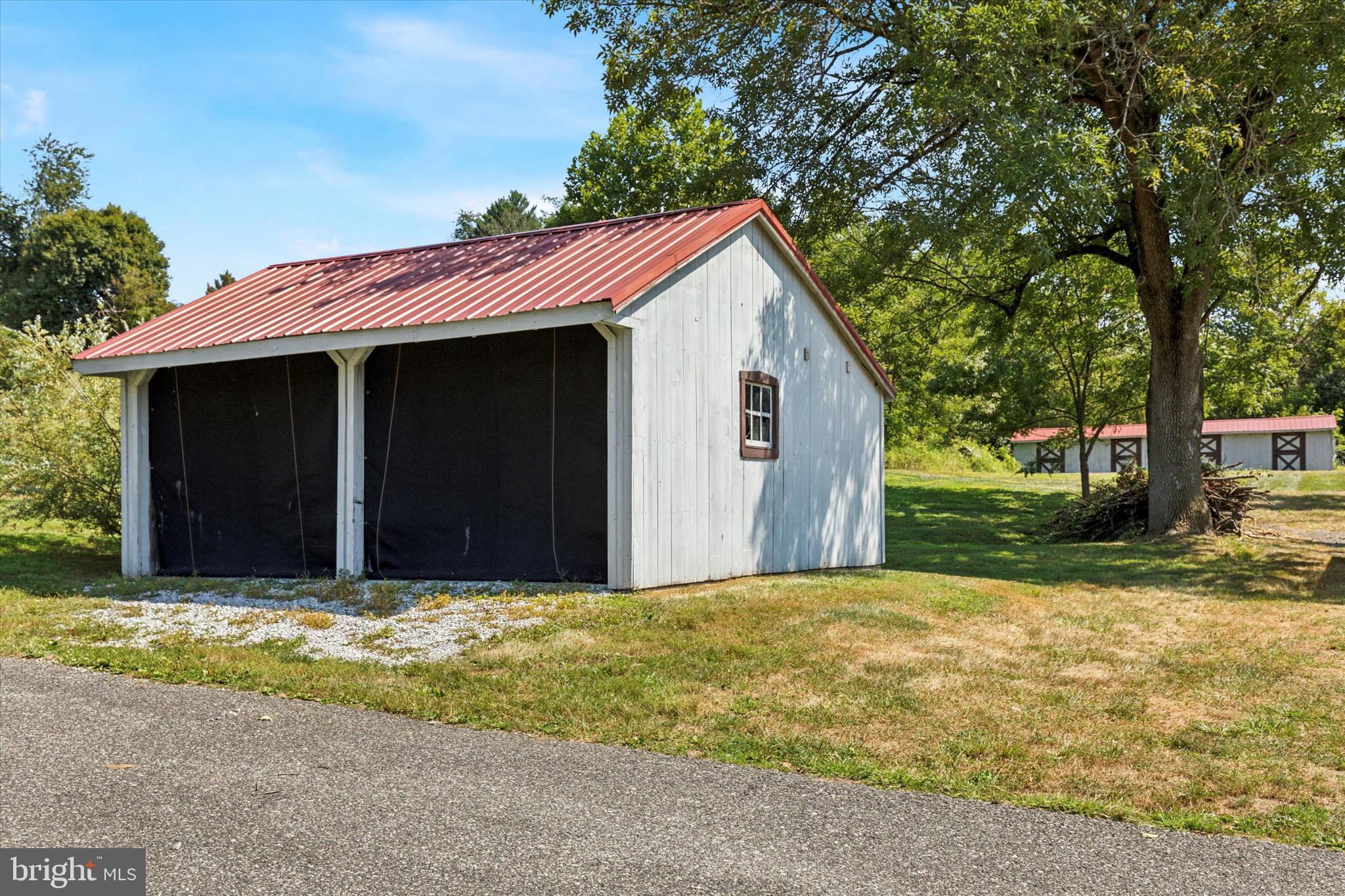 275 S CREEK ROAD