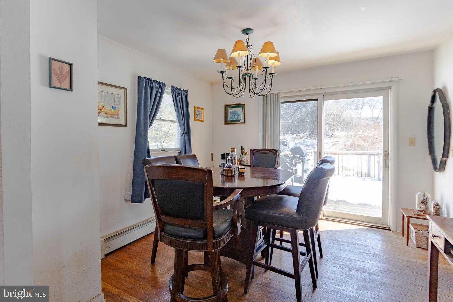 RAMBLEWOOD - Residential