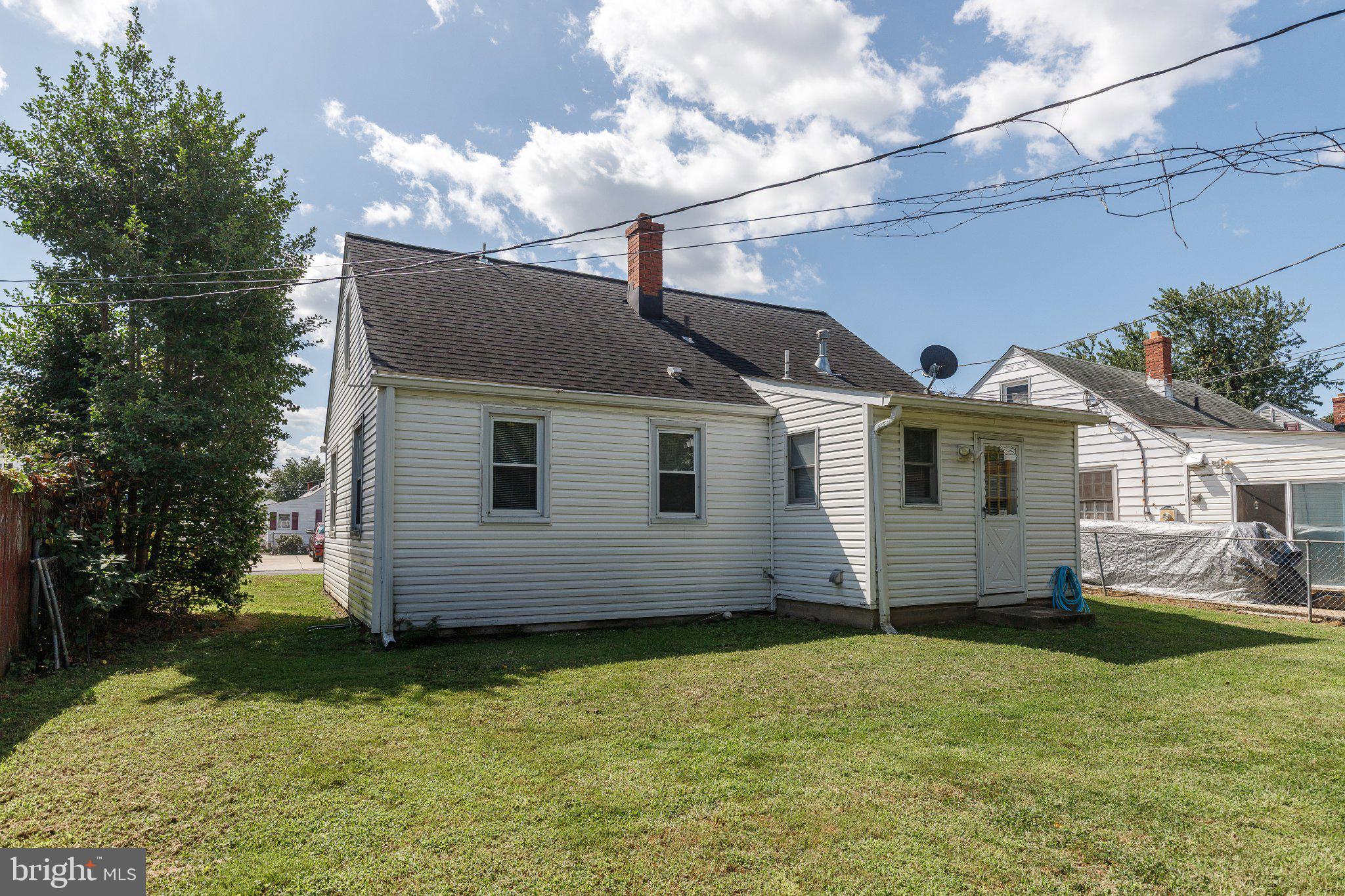 8220 CORNWALL ROAD