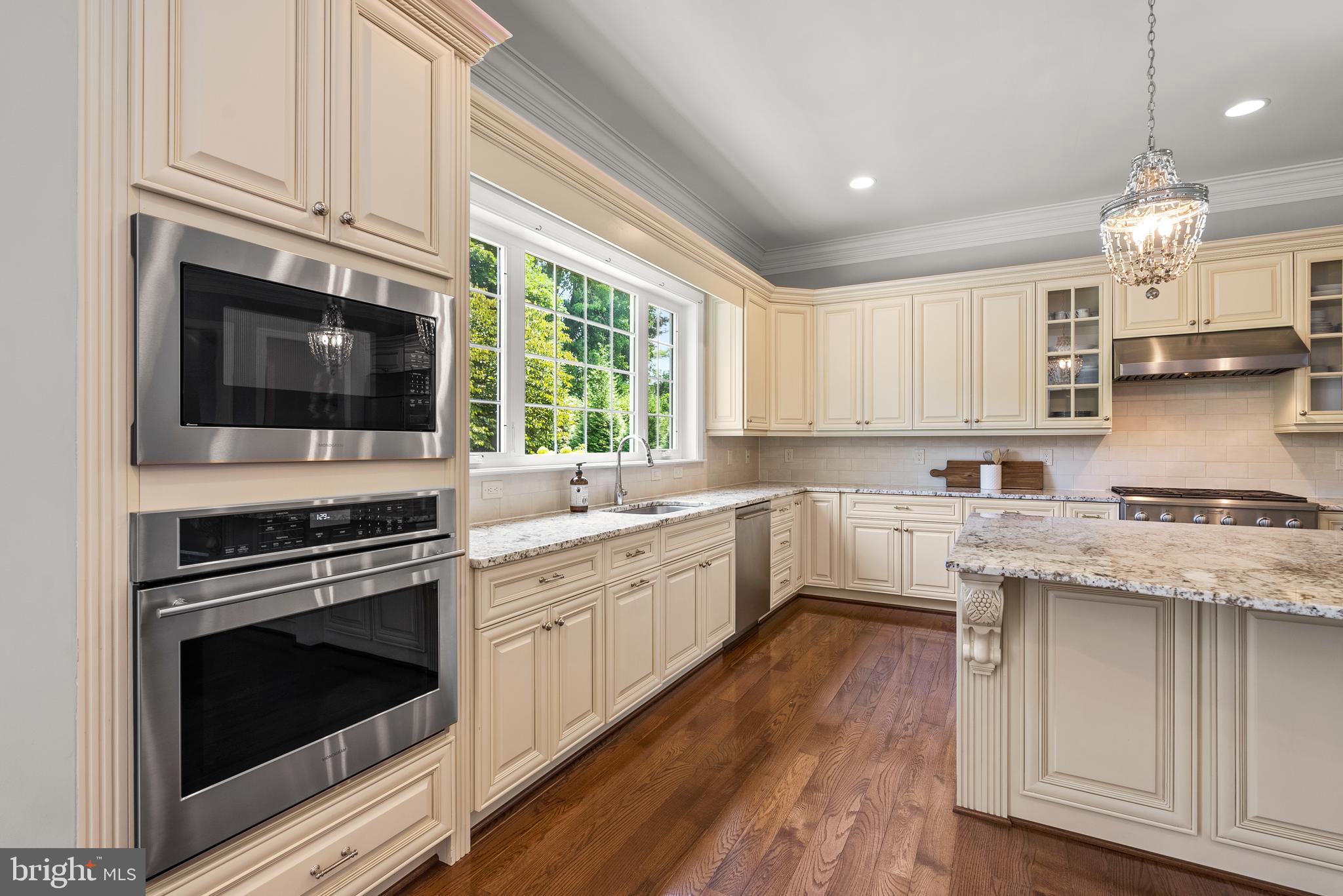 OLIVER ESTATES - Residential