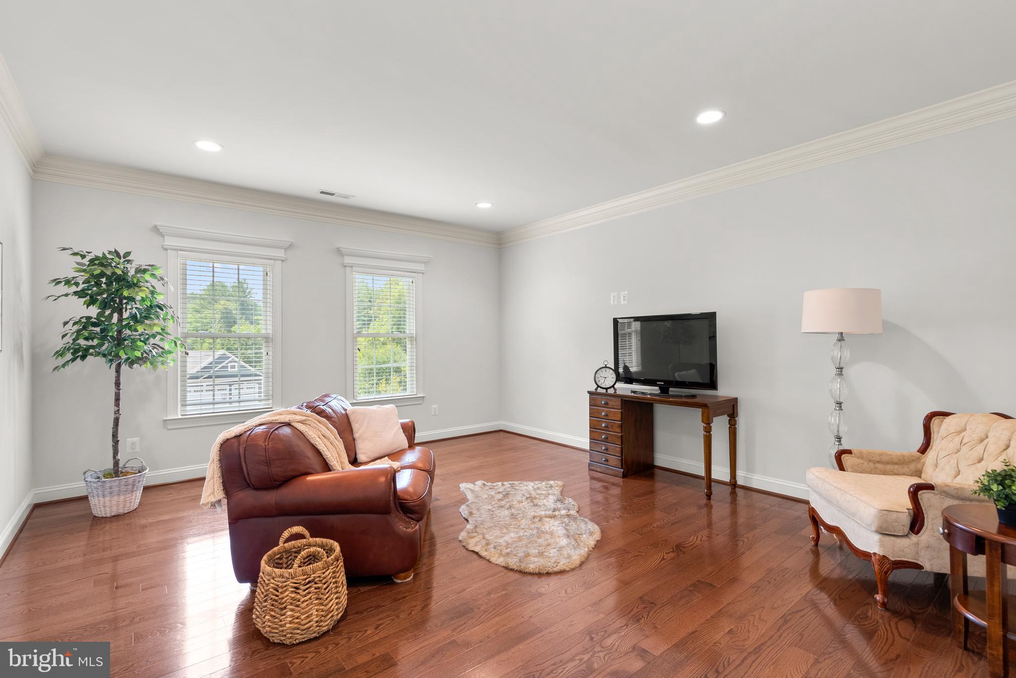 OLIVER ESTATES - Residential