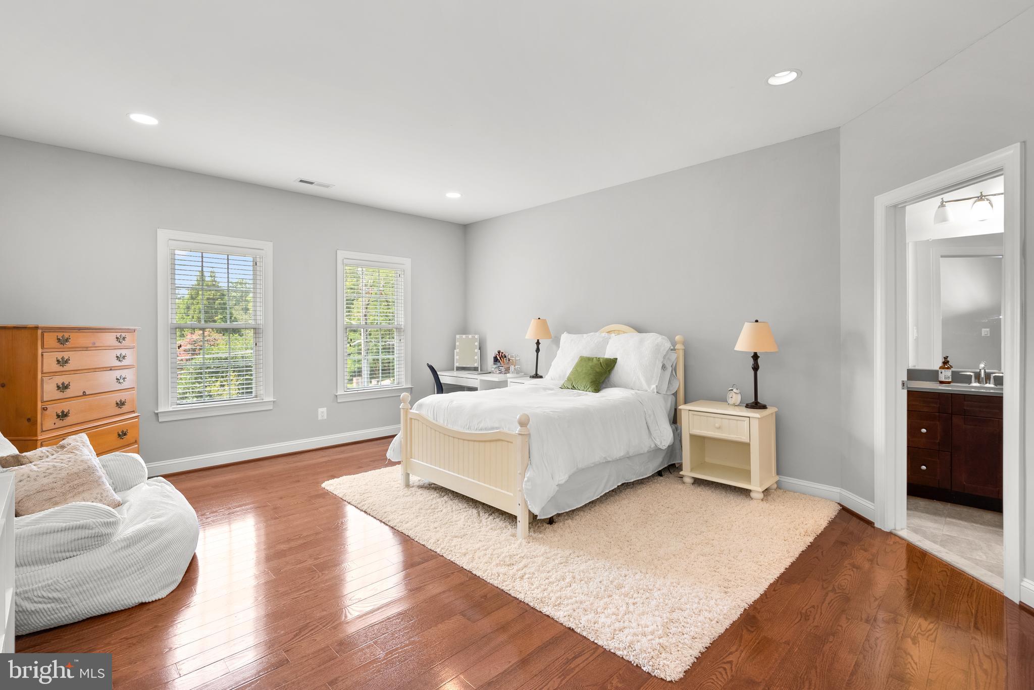 OLIVER ESTATES - Residential