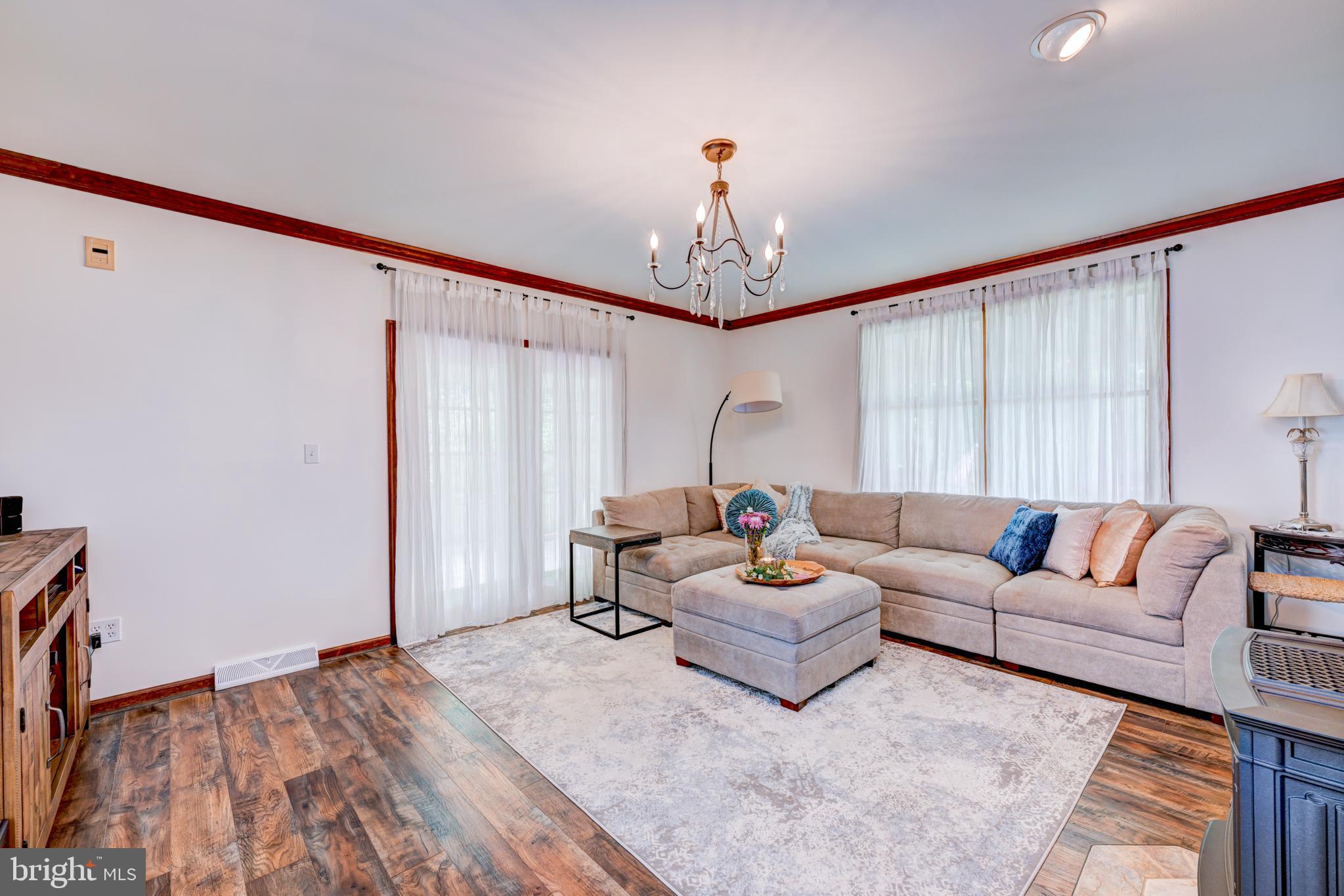 SUN VALLEY ESTATES - Residential