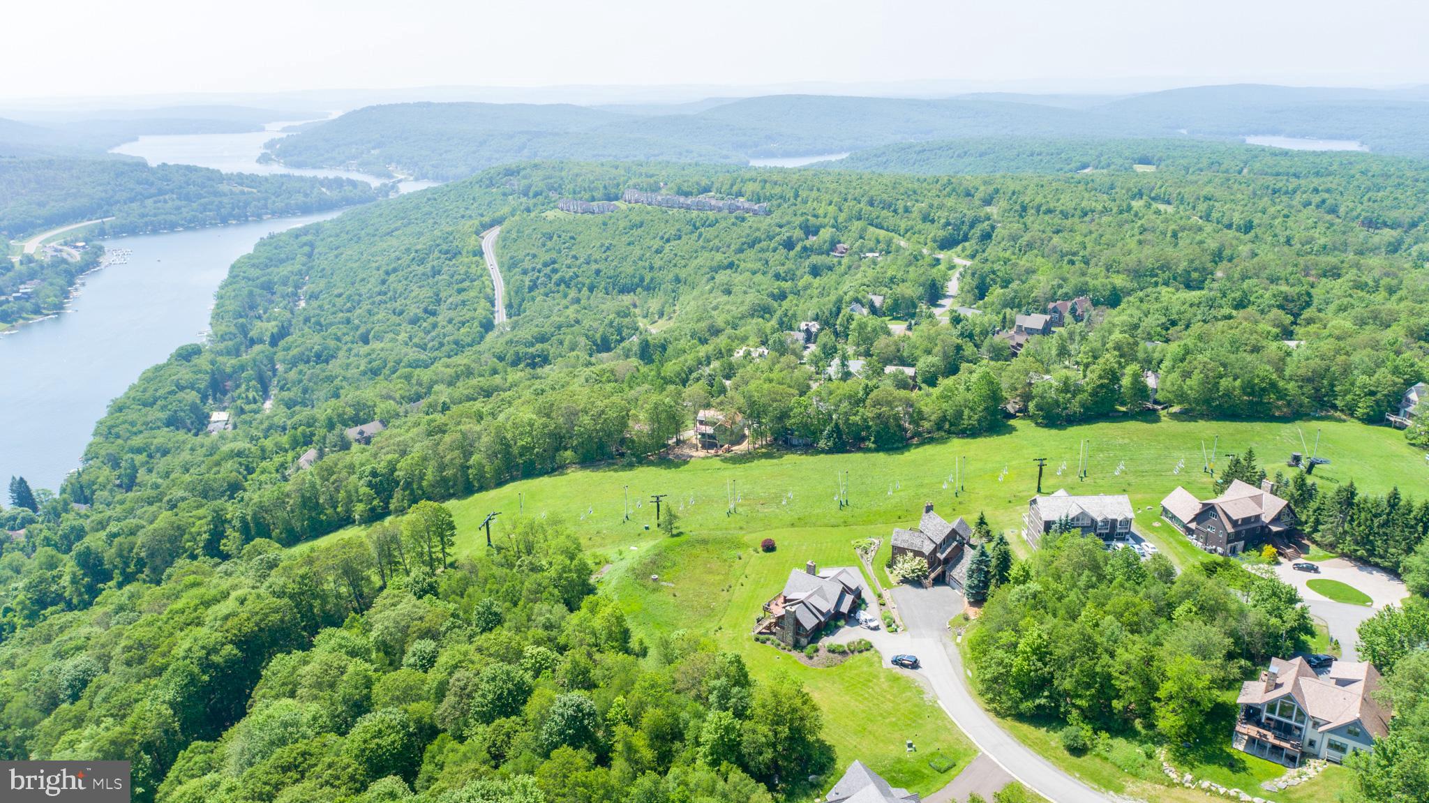 BOULDER RIDGE - Land