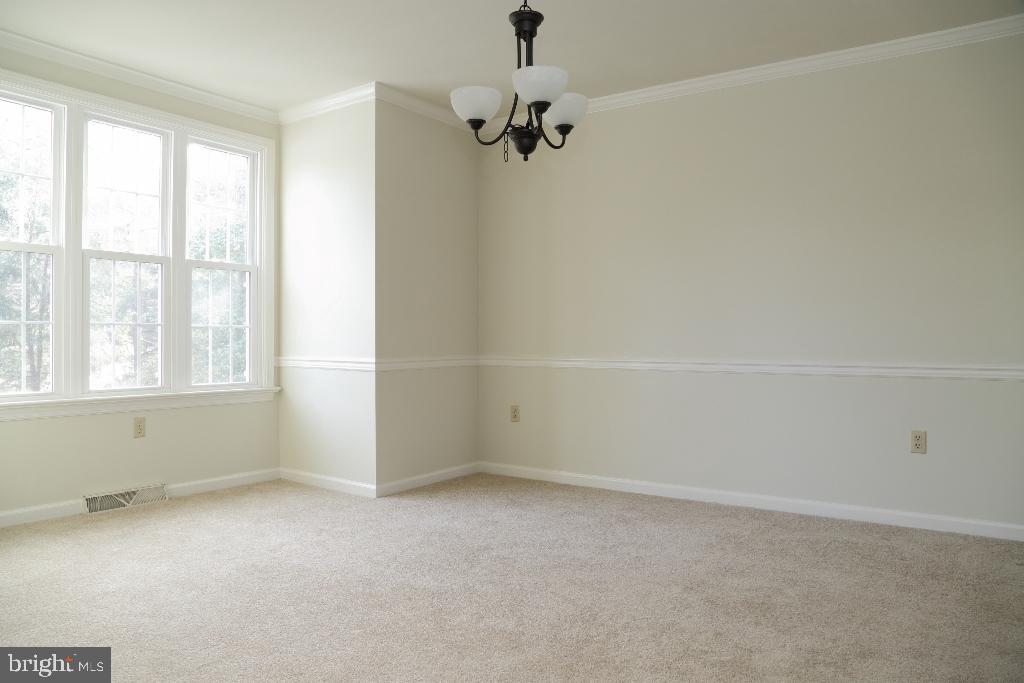 KINGS POINTE - Residential