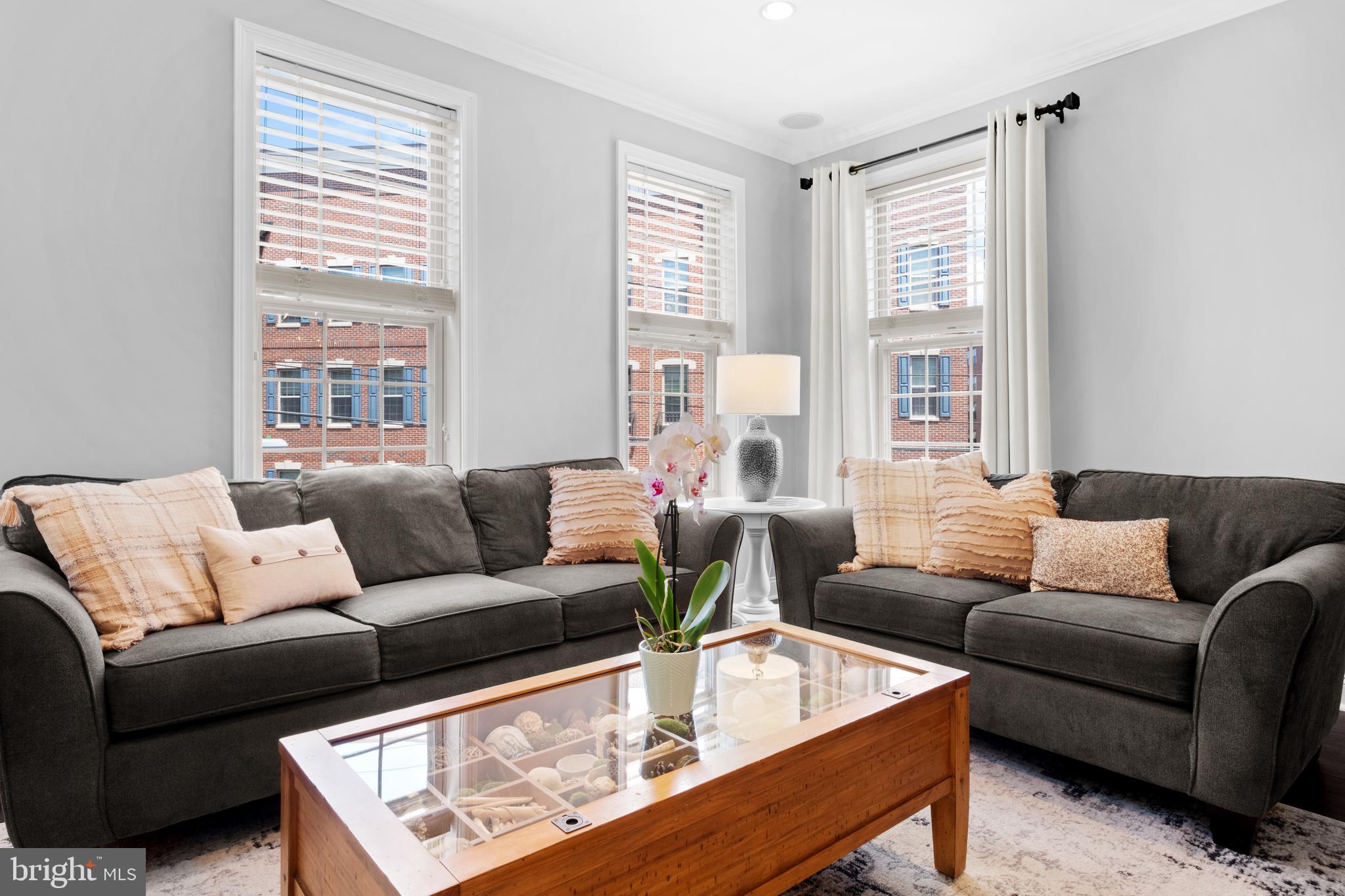 NAVAL SQUARE - Residential