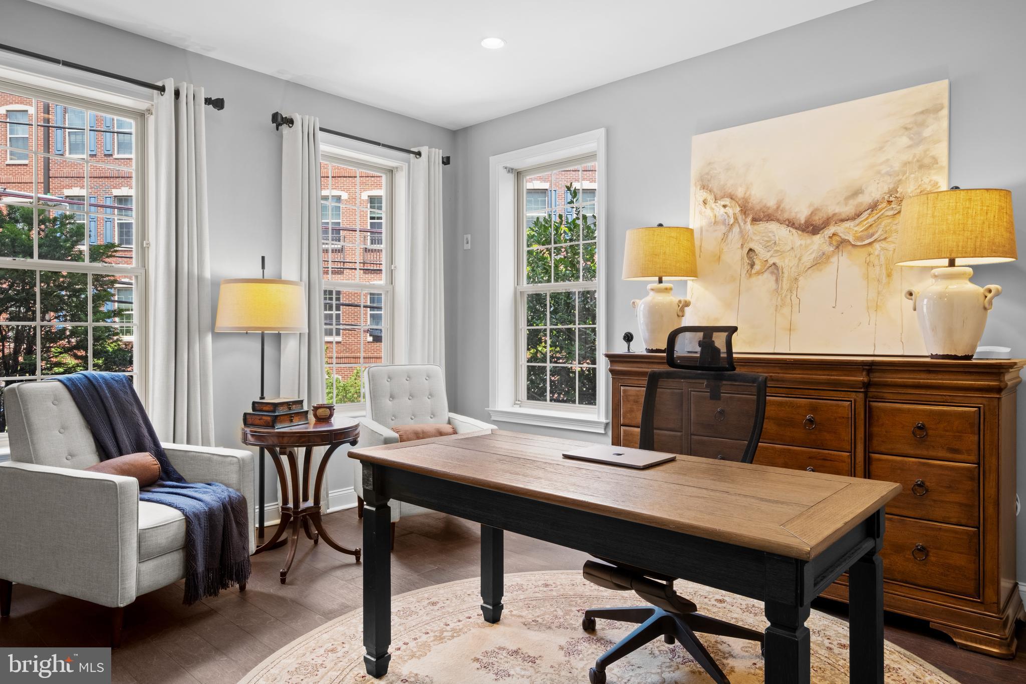 NAVAL SQUARE - Residential