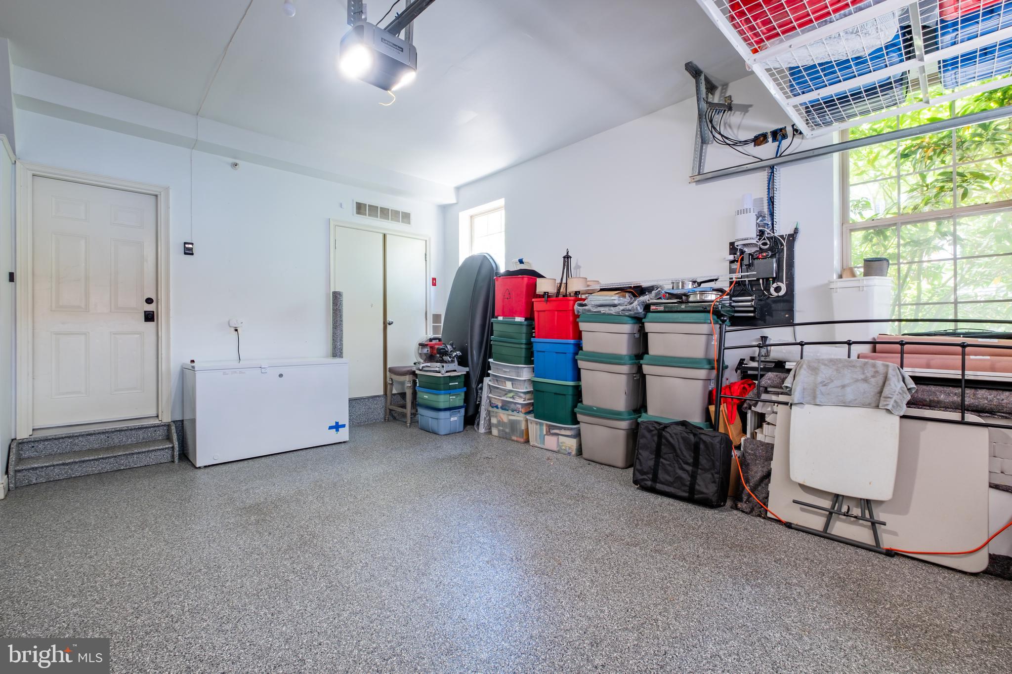 NAVAL SQUARE - Residential