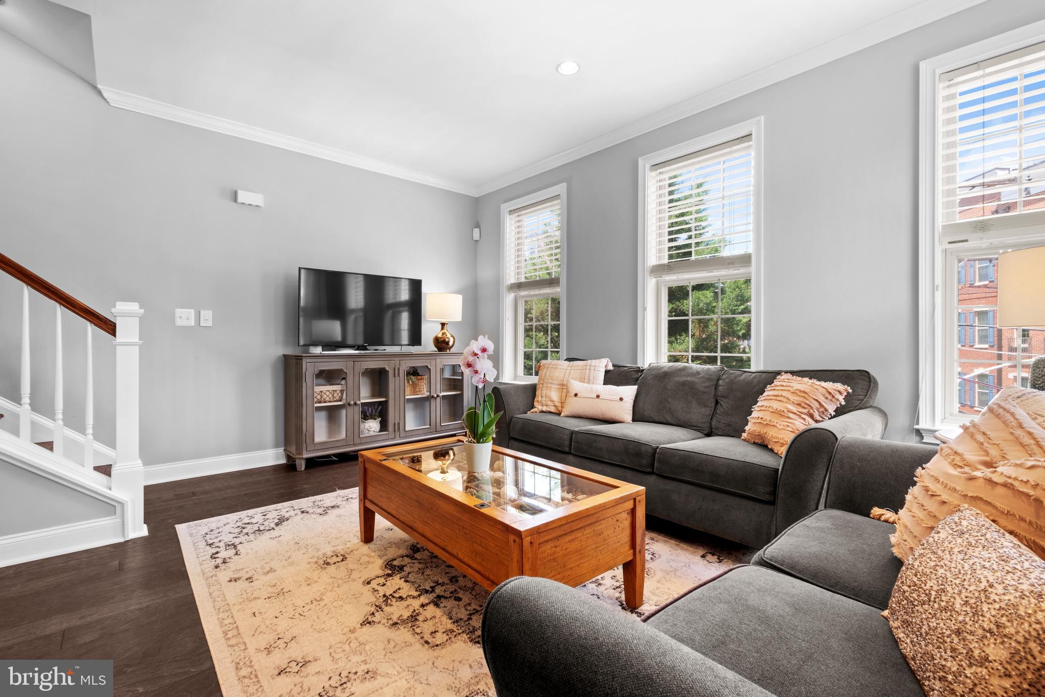 NAVAL SQUARE - Residential