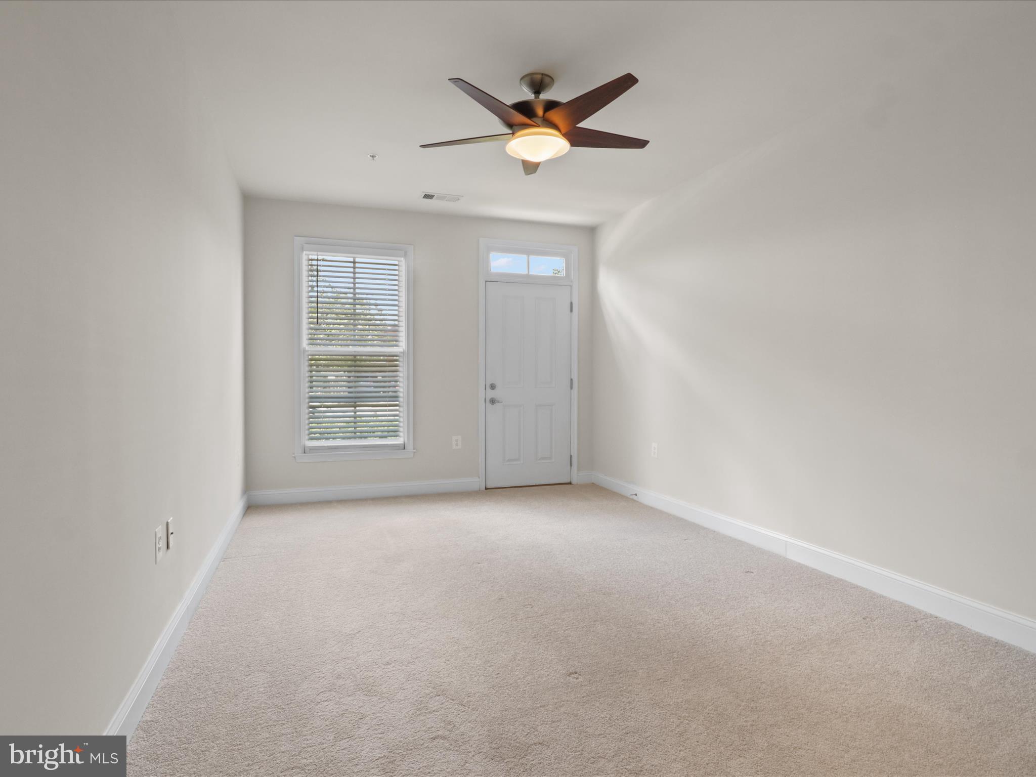 PRESCOTT CONDOMINIUMS - Residential Lease