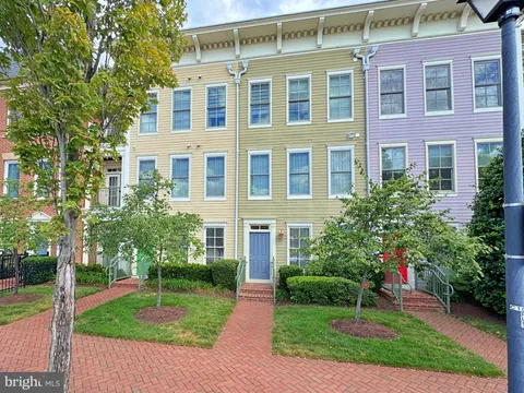 1115 Cameron Street Unit 114, Alexandria, VA MLS: VAAX2053144
