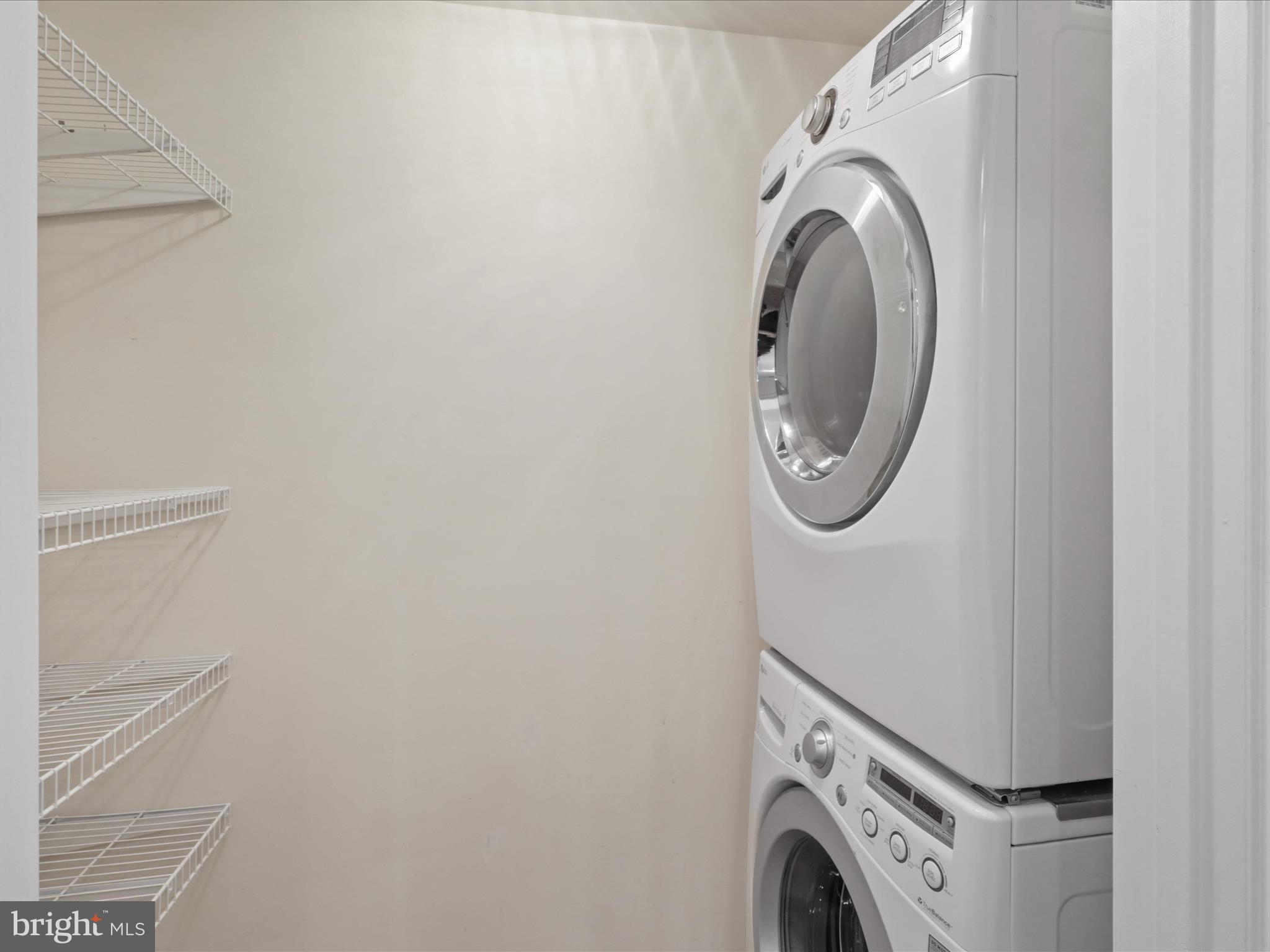 PRESCOTT CONDOMINIUMS - Residential Lease