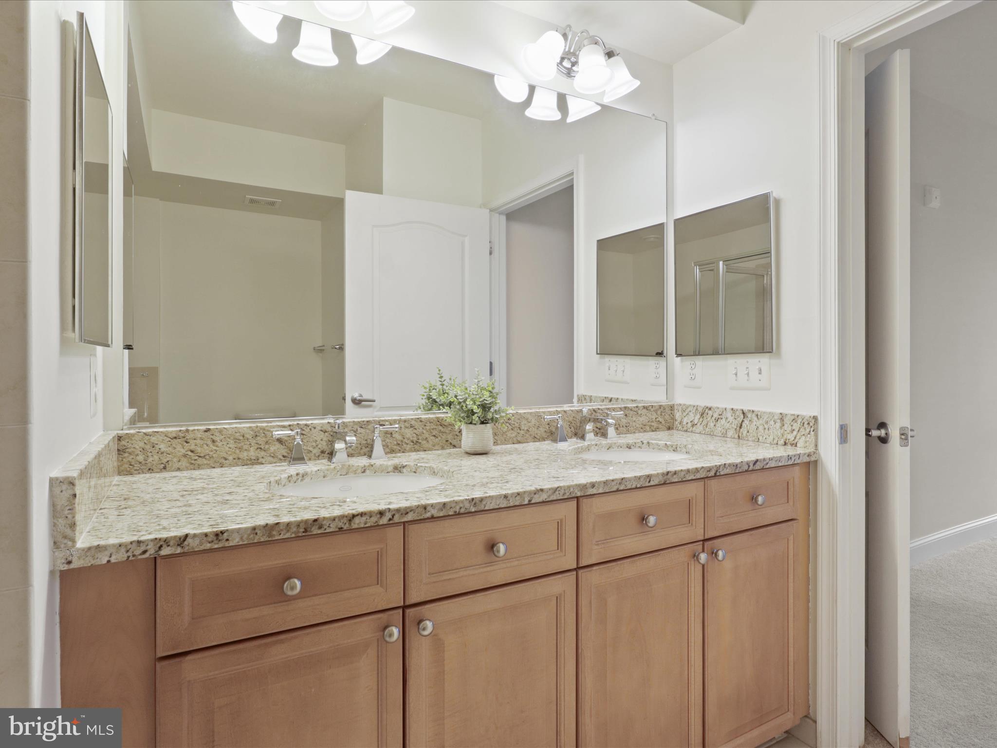 PRESCOTT CONDOMINIUMS - Residential Lease