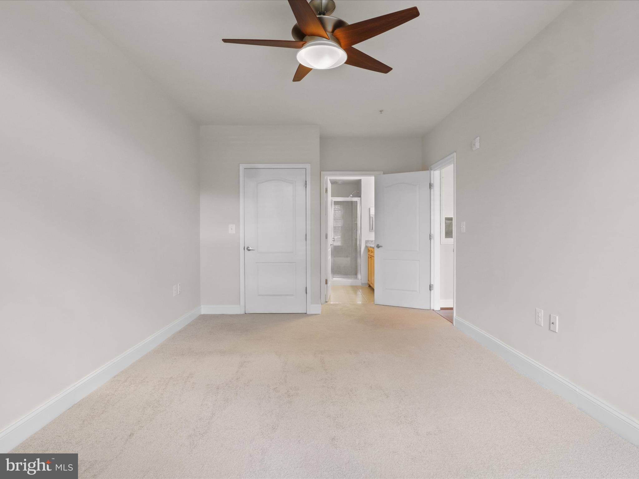 PRESCOTT CONDOMINIUMS - Residential Lease