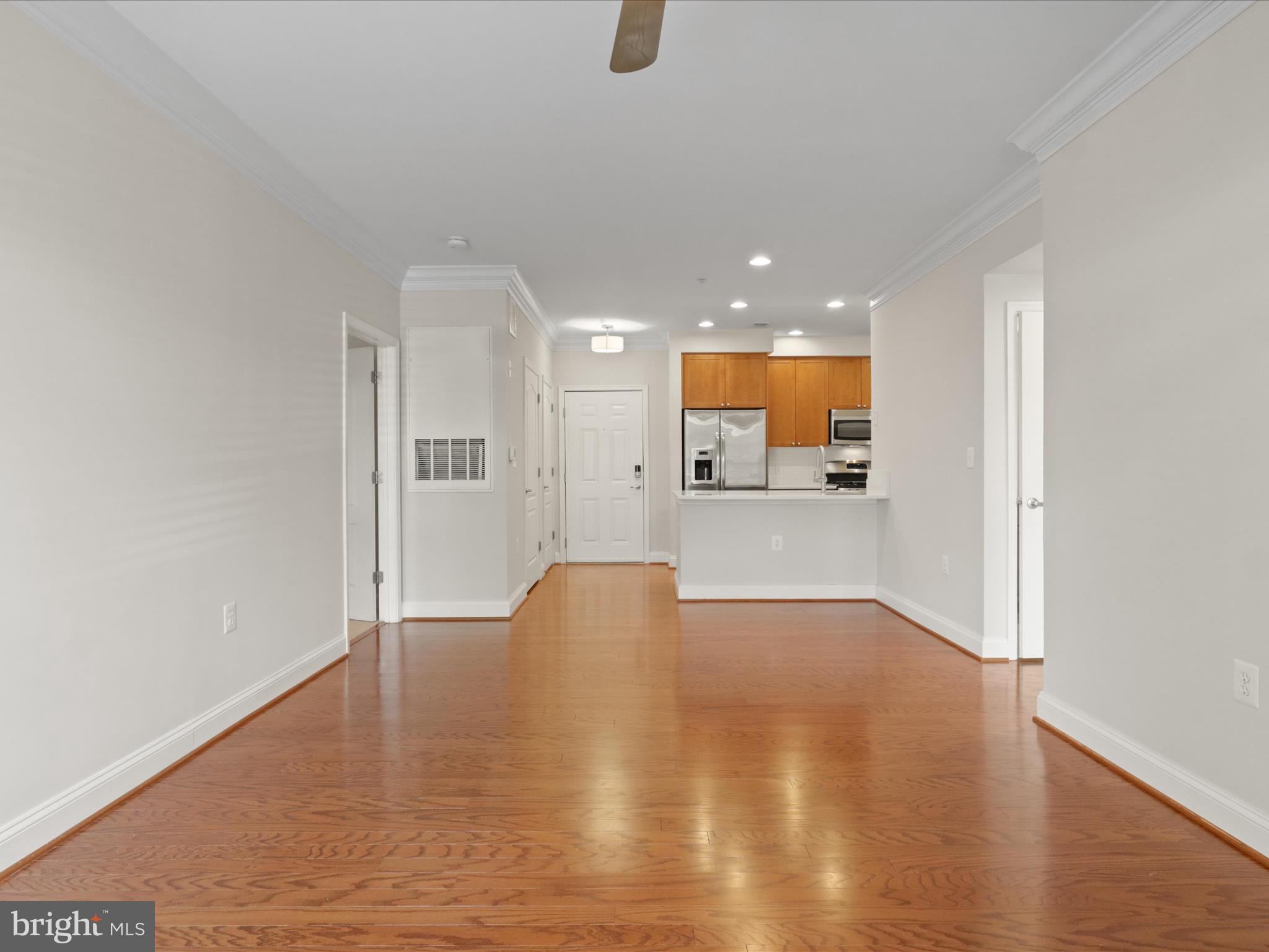 PRESCOTT CONDOMINIUMS - Residential Lease