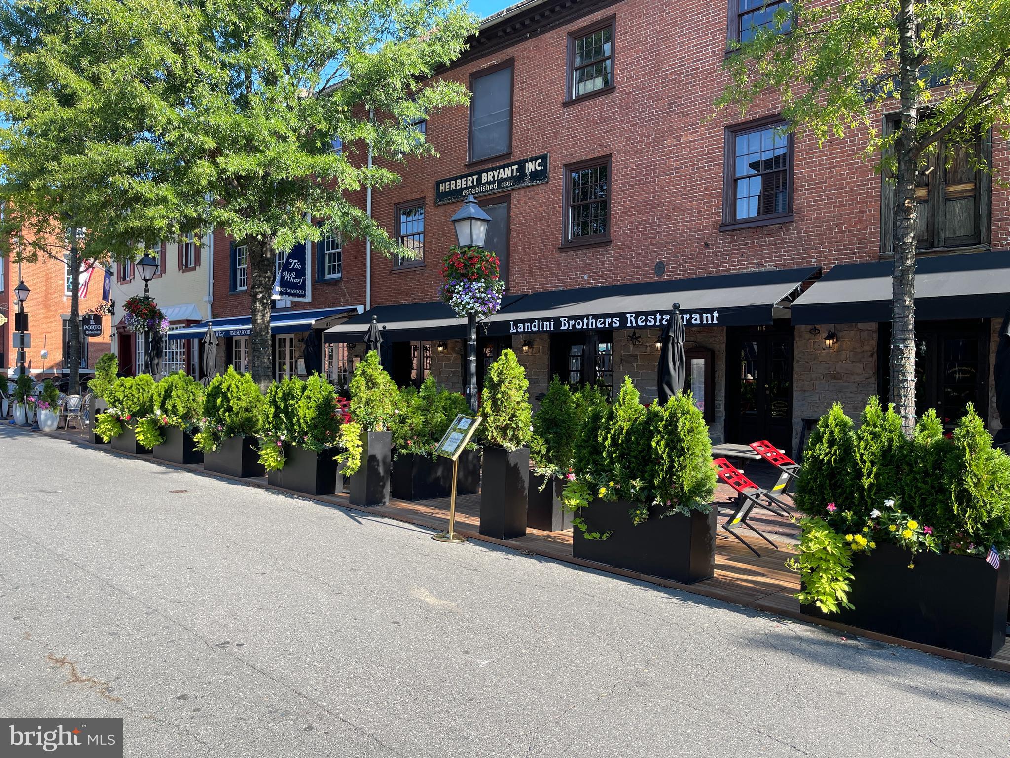 PRESCOTT CONDOMINIUMS - Residential Lease