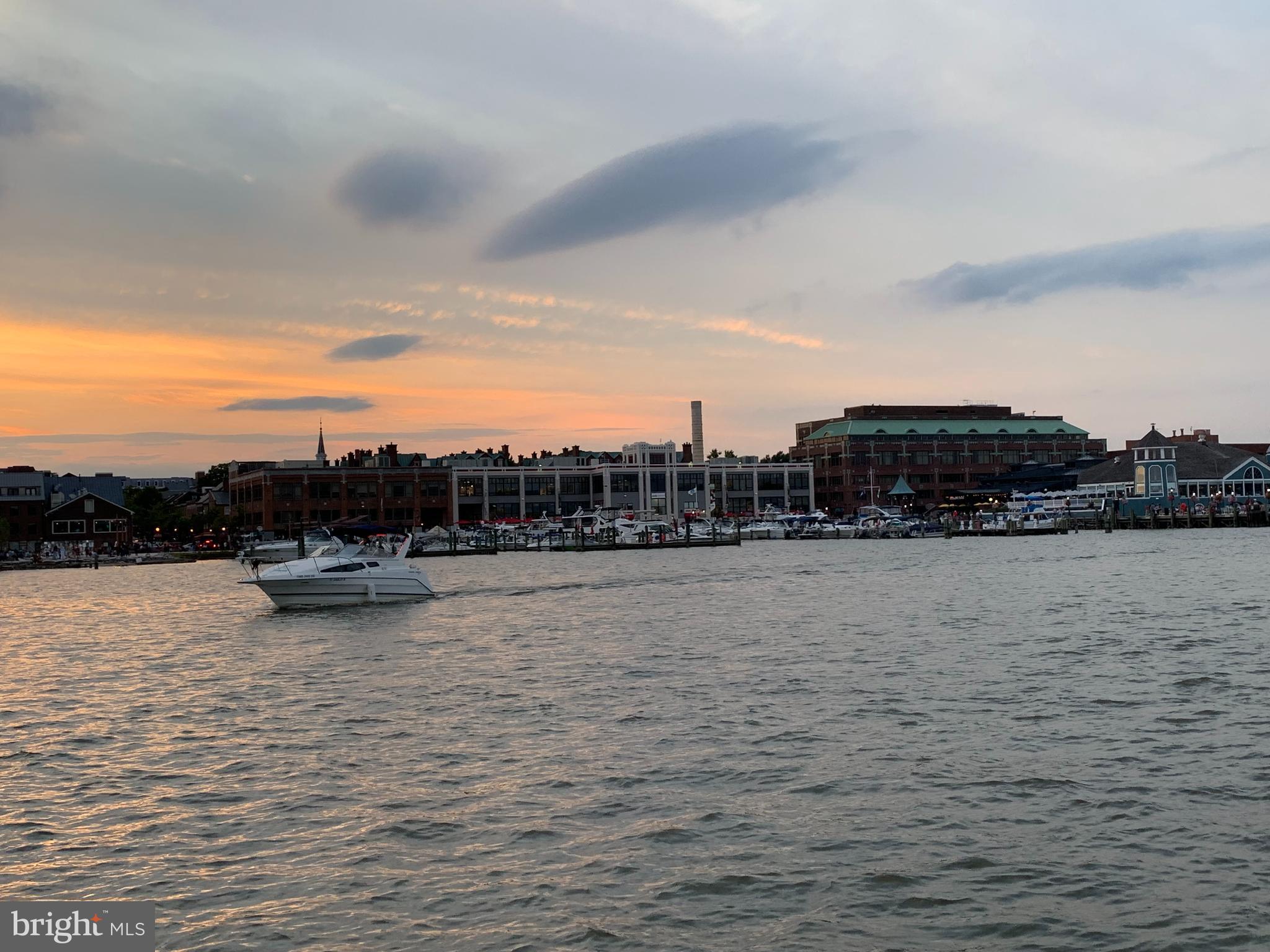 PRESCOTT CONDOMINIUMS - Residential Lease