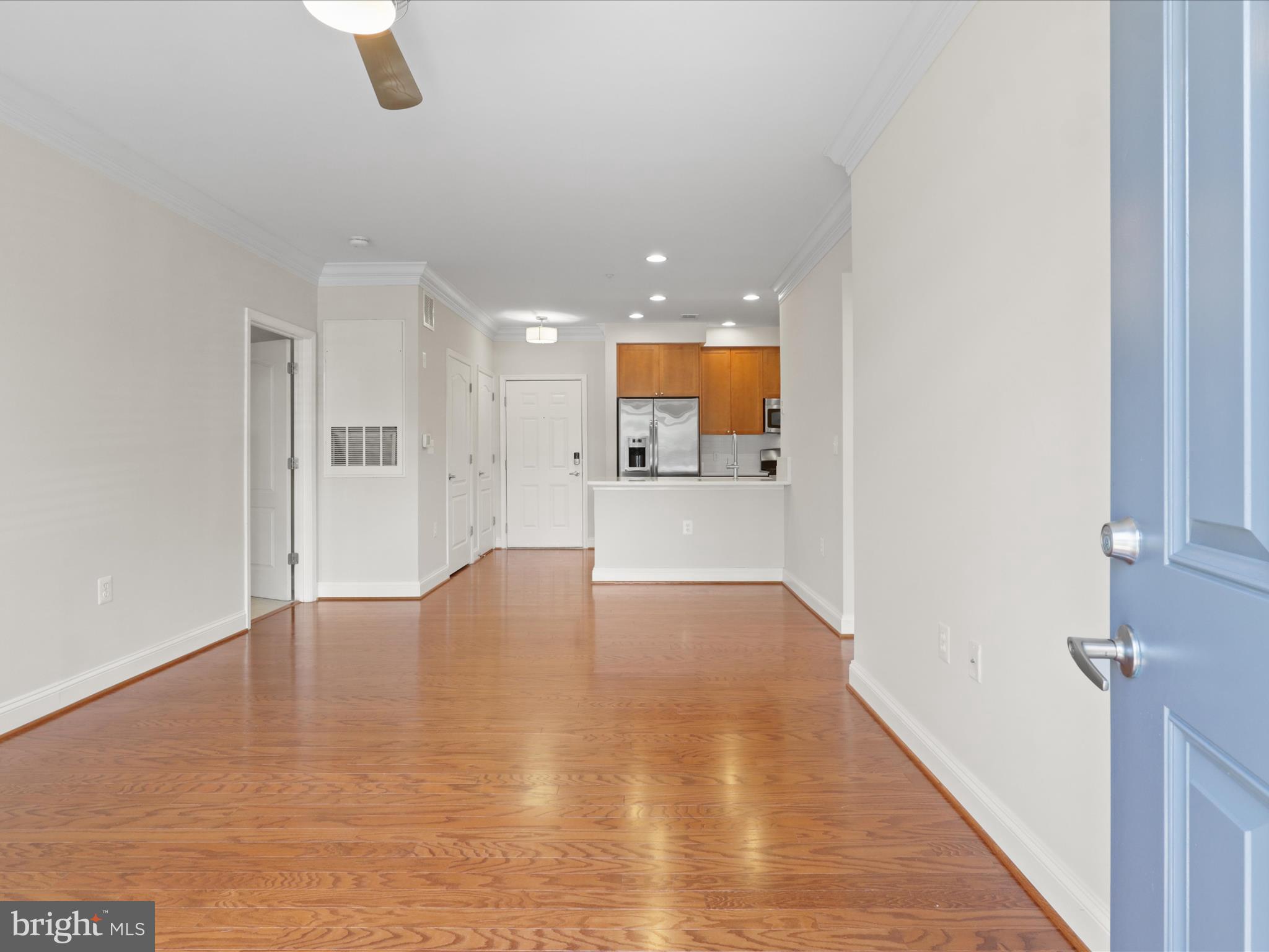 PRESCOTT CONDOMINIUMS - Residential Lease