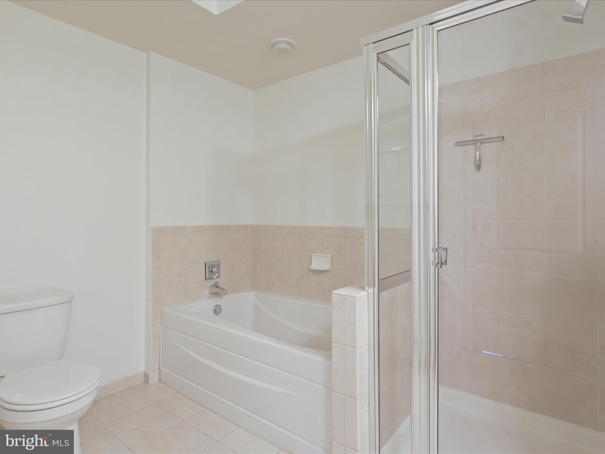 PRESCOTT CONDOMINIUMS - Residential Lease