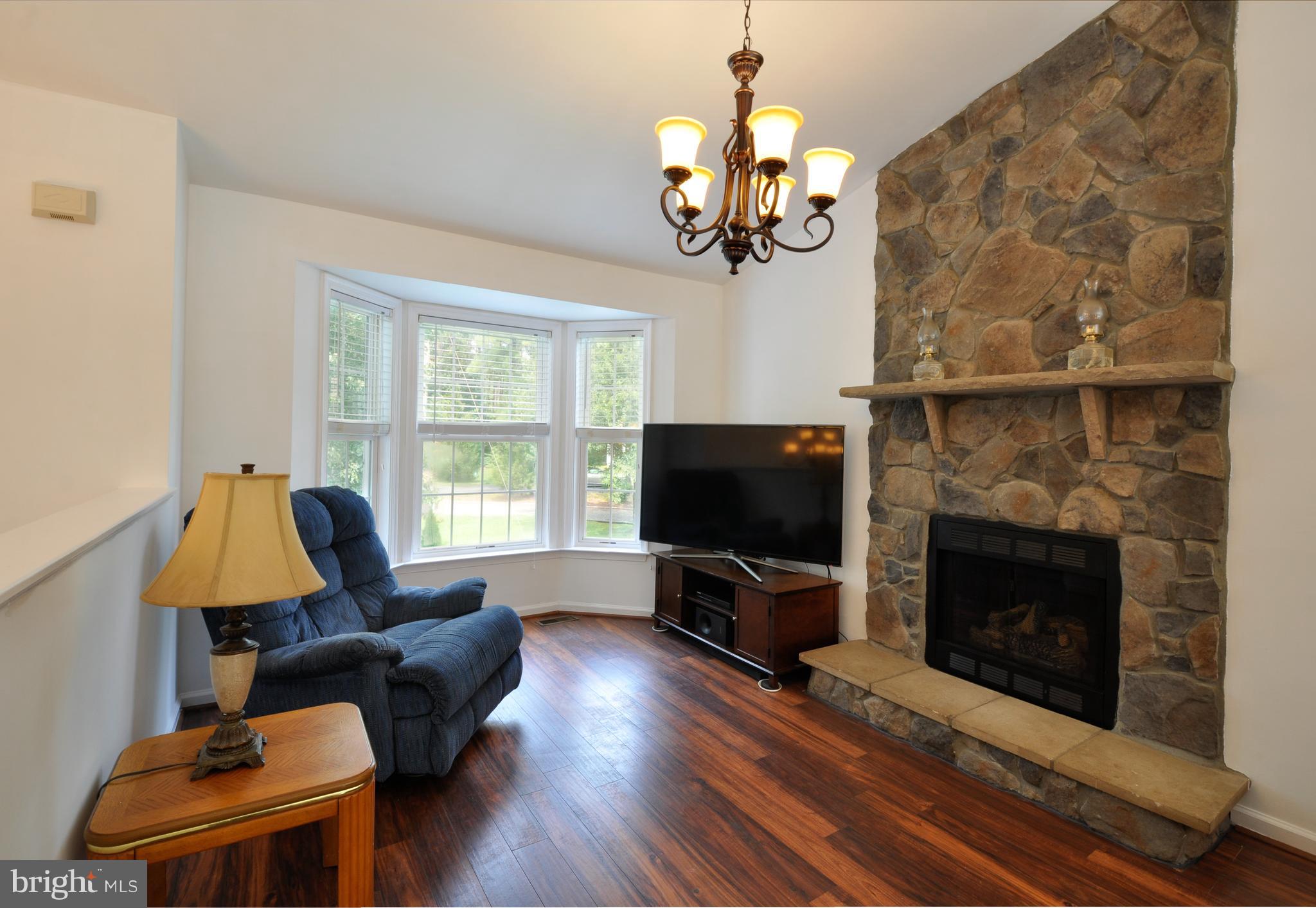 LAKE CAROLINE - Residential