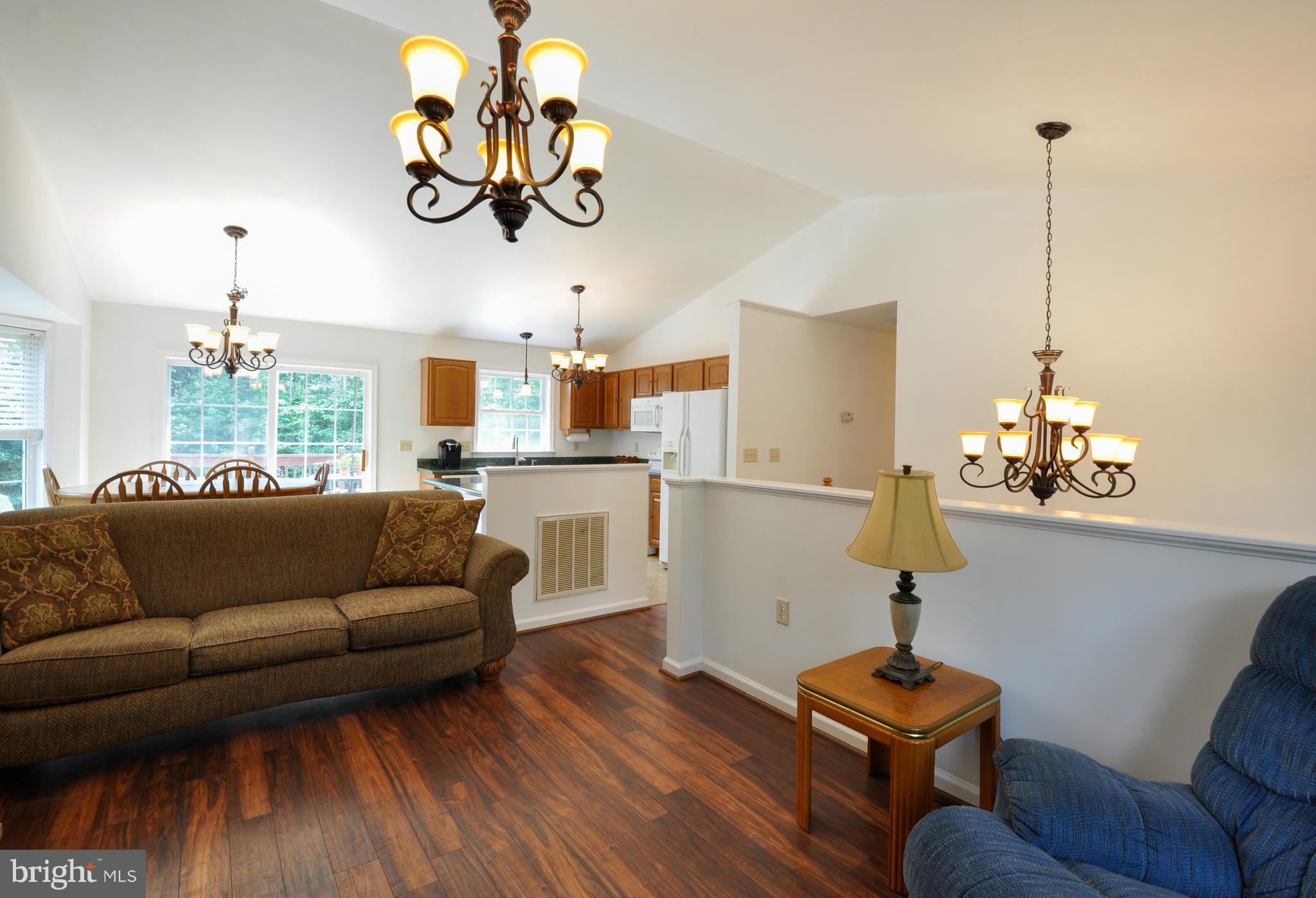 LAKE CAROLINE - Residential