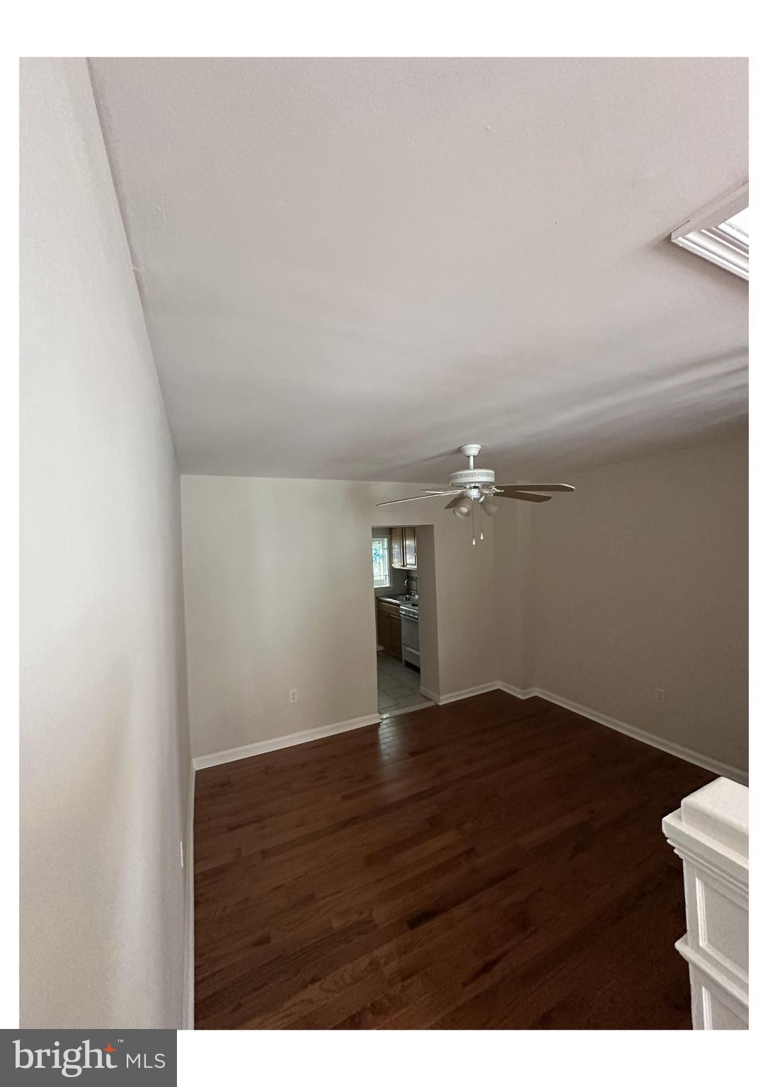 PORT RICHMOND - Residential Lease
