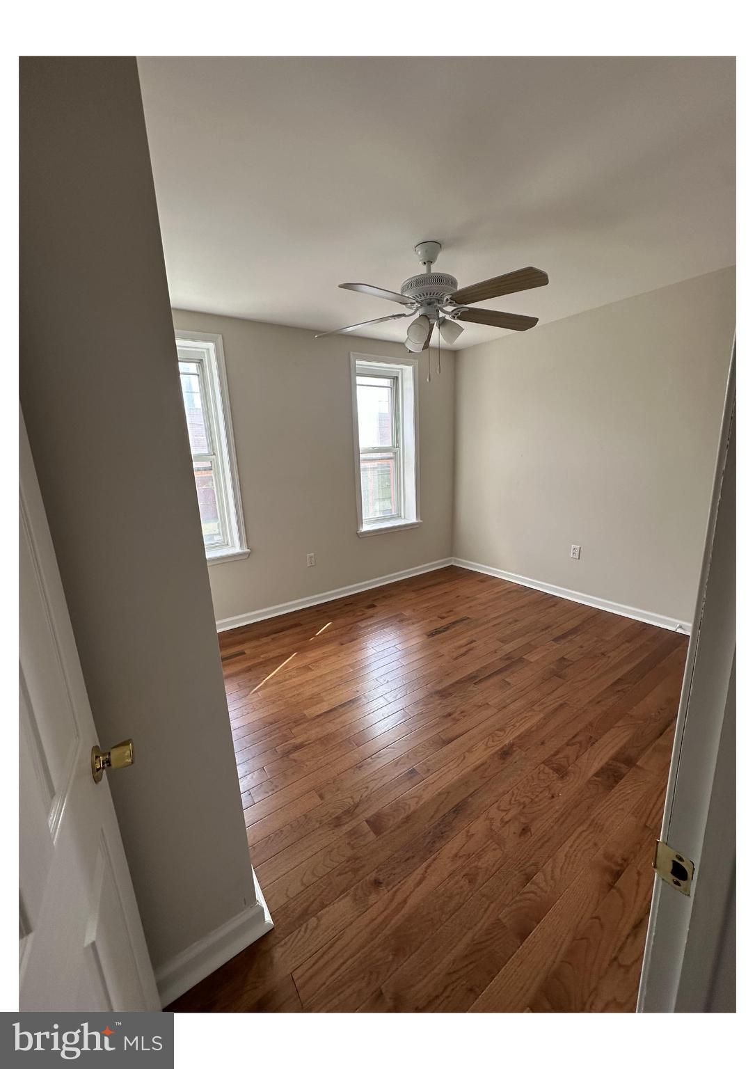 PORT RICHMOND - Residential Lease