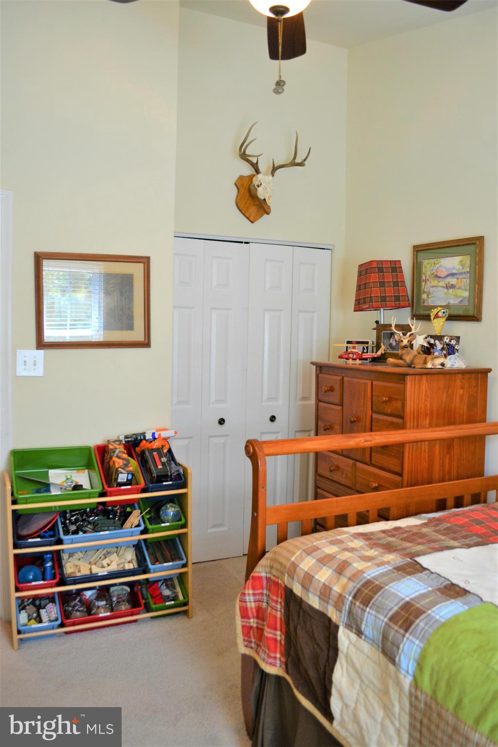 HUNTER VILLAGE - Residential