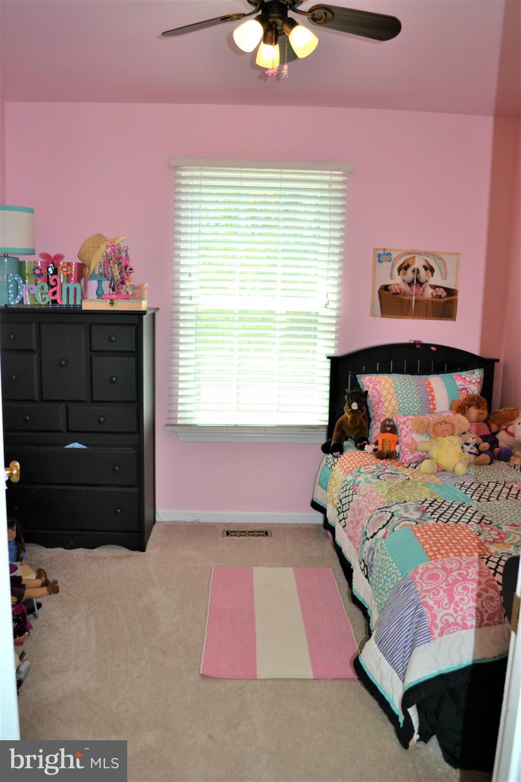 HUNTER VILLAGE - Residential